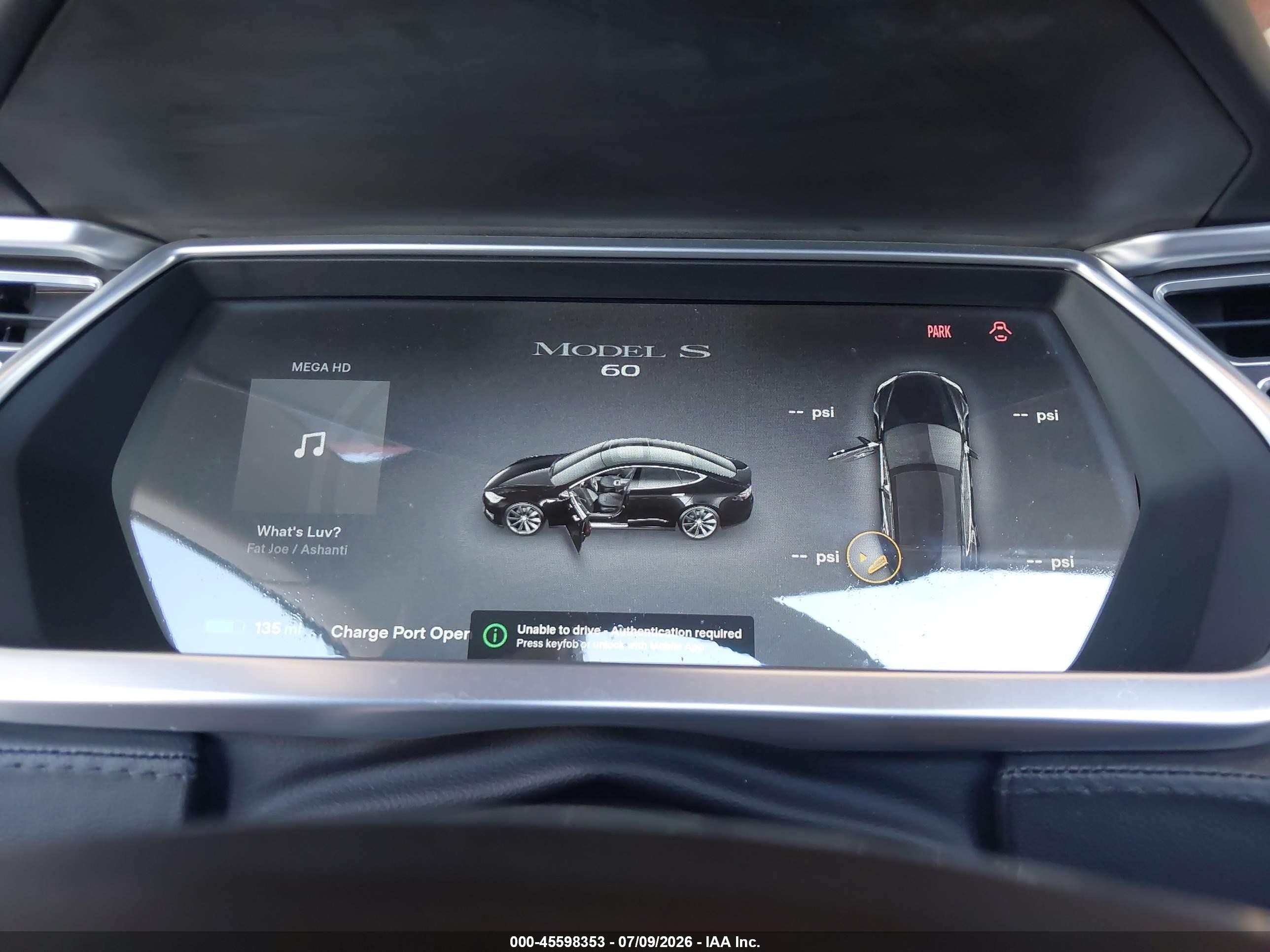 2013 Tesla Model S   Black vin: 5YJSA1CGXDFP12933