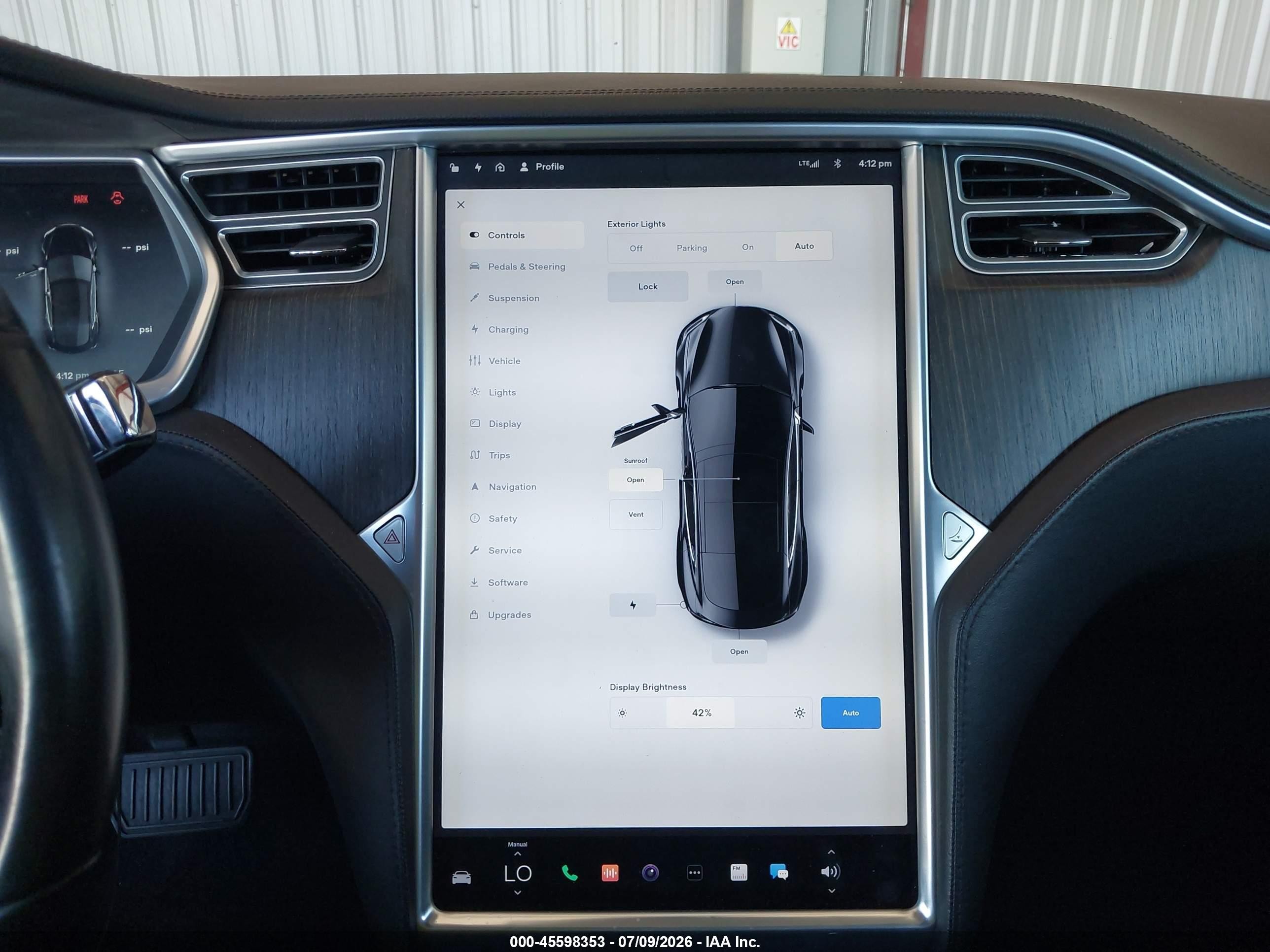 2013 Tesla Model S   Black vin: 5YJSA1CGXDFP12933