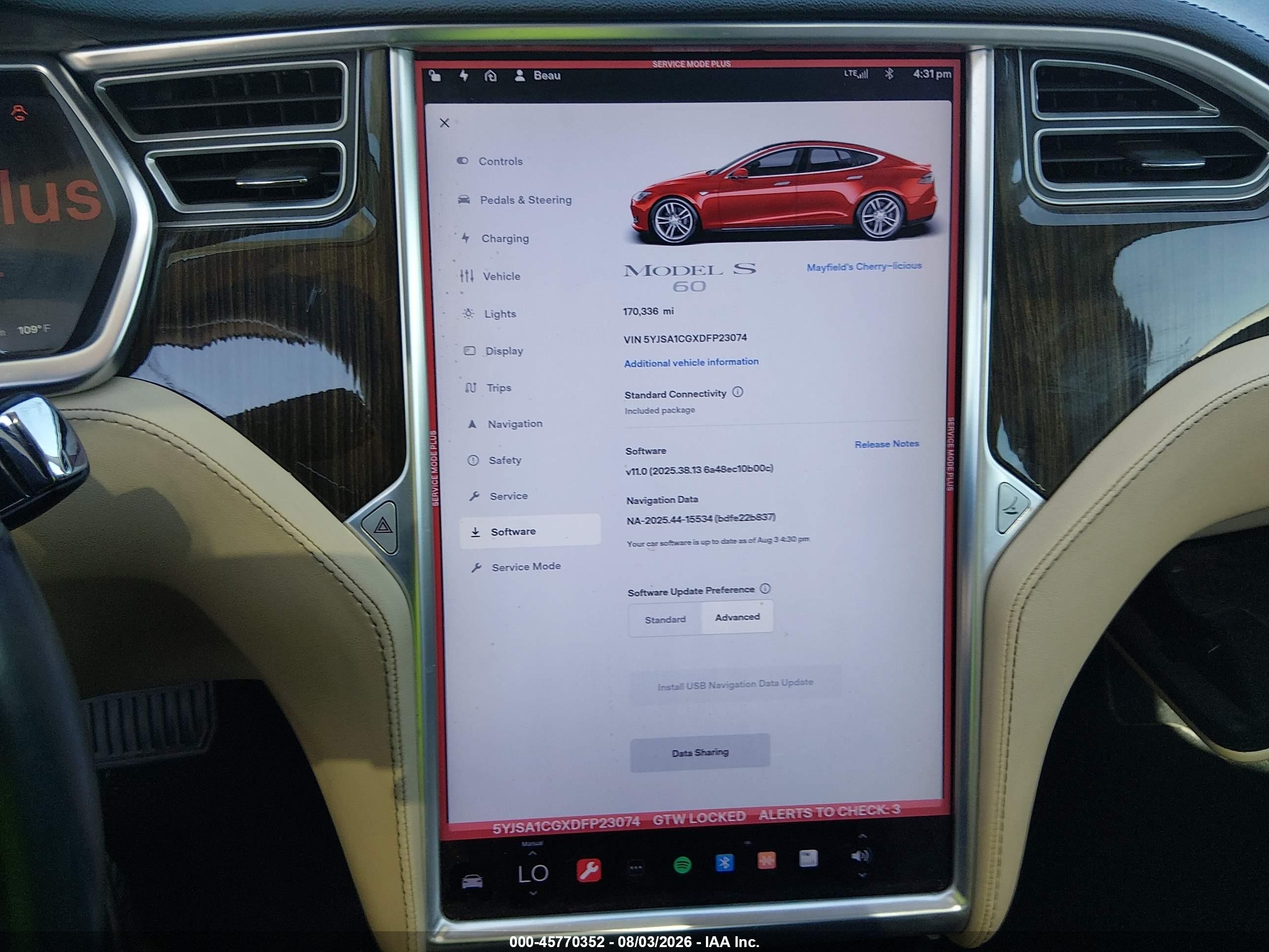 2013 Tesla Model S   Red vin: 5YJSA1CGXDFP23074