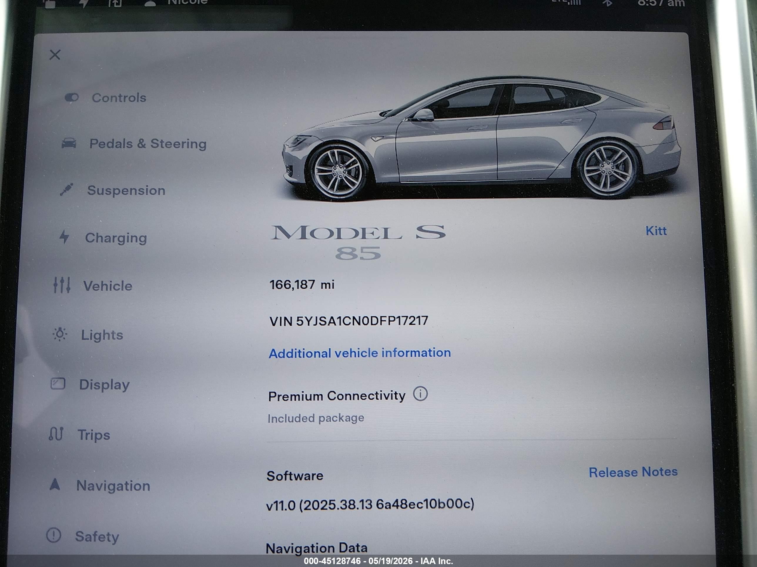 2013 Tesla Model S   Silver vin: 5YJSA1CN0DFP17217