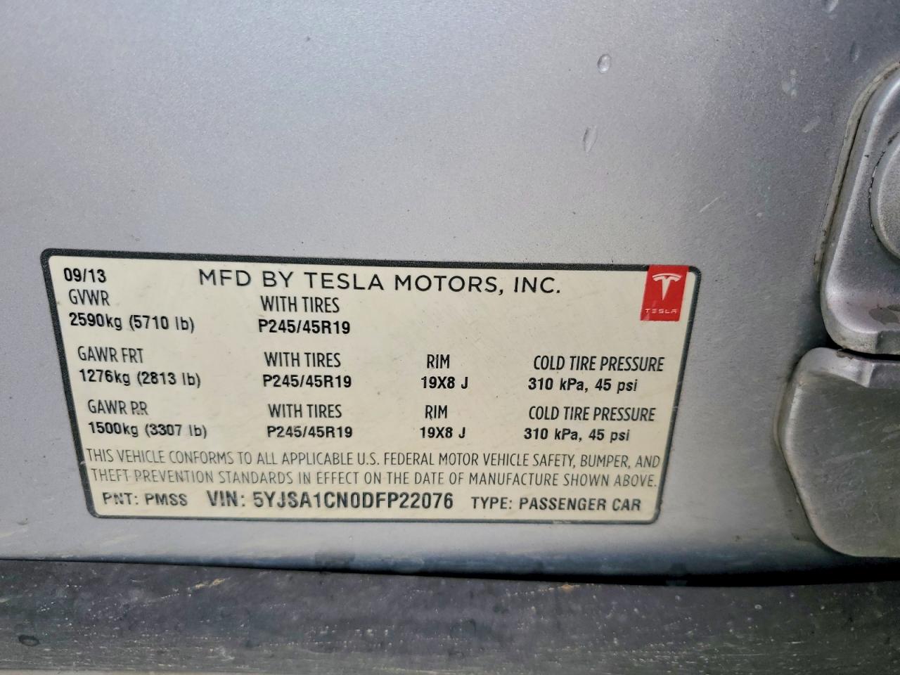 2013 Tesla Model S Silver vin: 5YJSA1CN0DFP22076