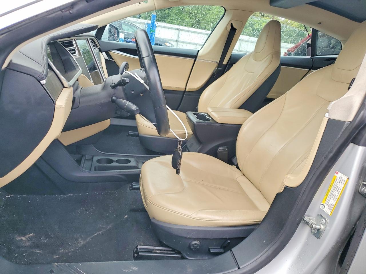 2013 Tesla Model S Silver vin: 5YJSA1CN0DFP22076