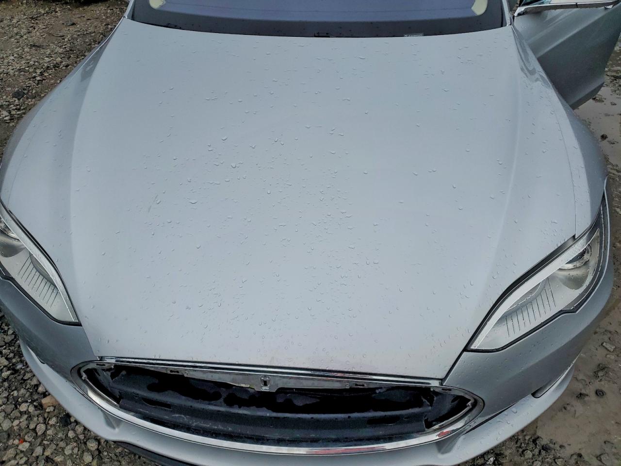 2013 Tesla Model S Silver vin: 5YJSA1CN0DFP22076