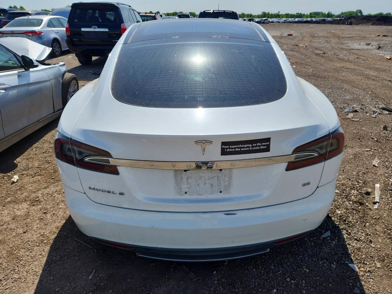 2013 Tesla Model S Белый vin: 5YJSA1CN1DFP13869
