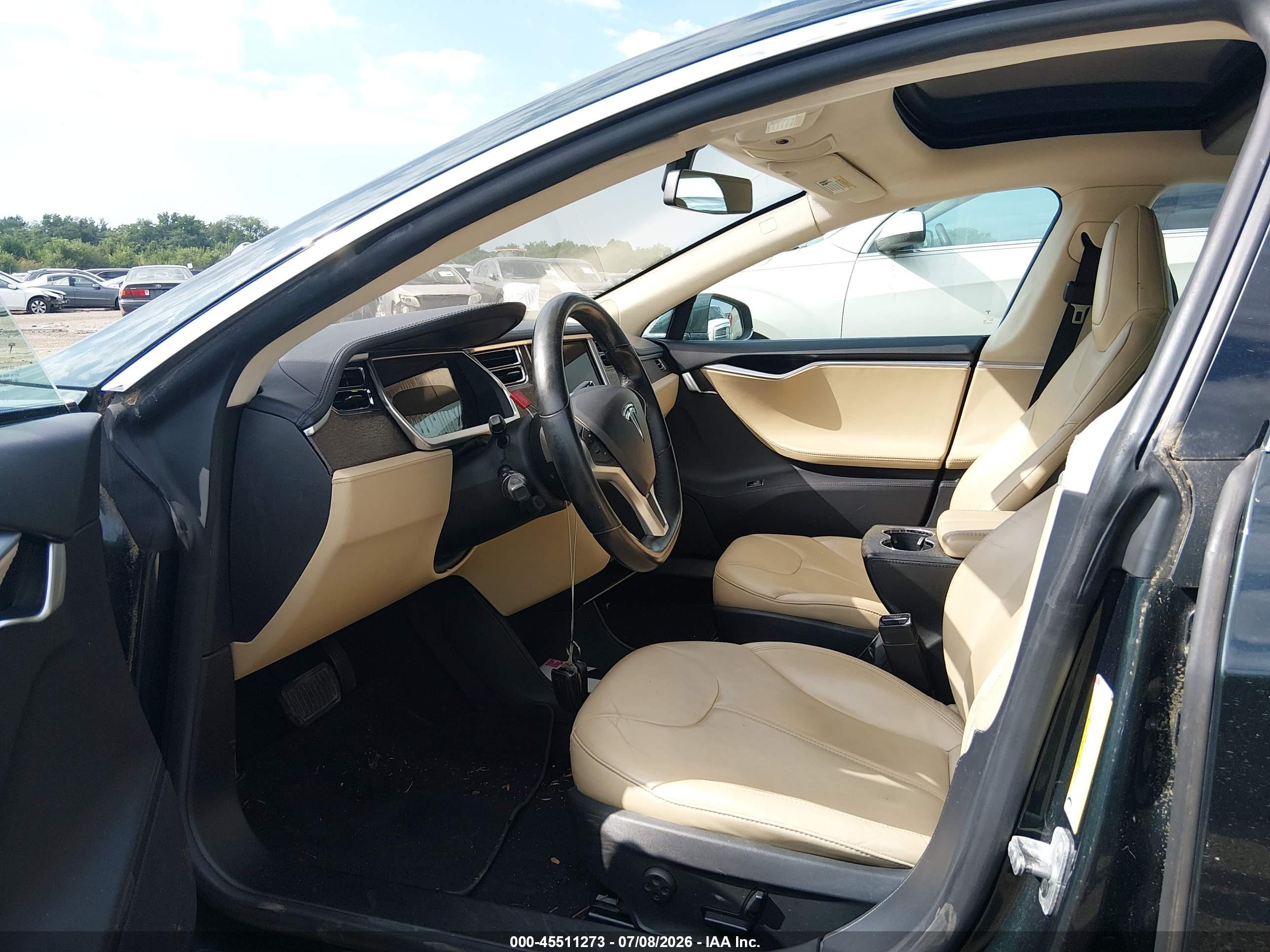 2013 Tesla Model S   Green vin: 5YJSA1CN2DFP05490