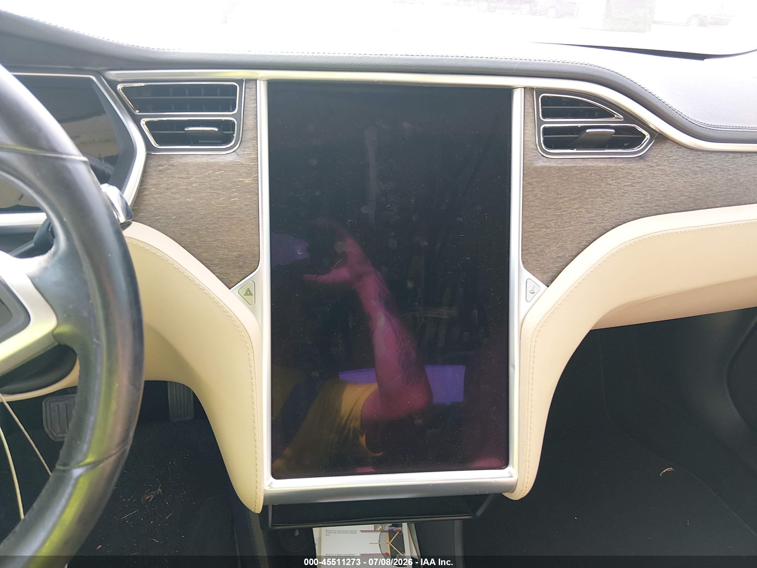 2013 Tesla Model S   Green vin: 5YJSA1CN2DFP05490