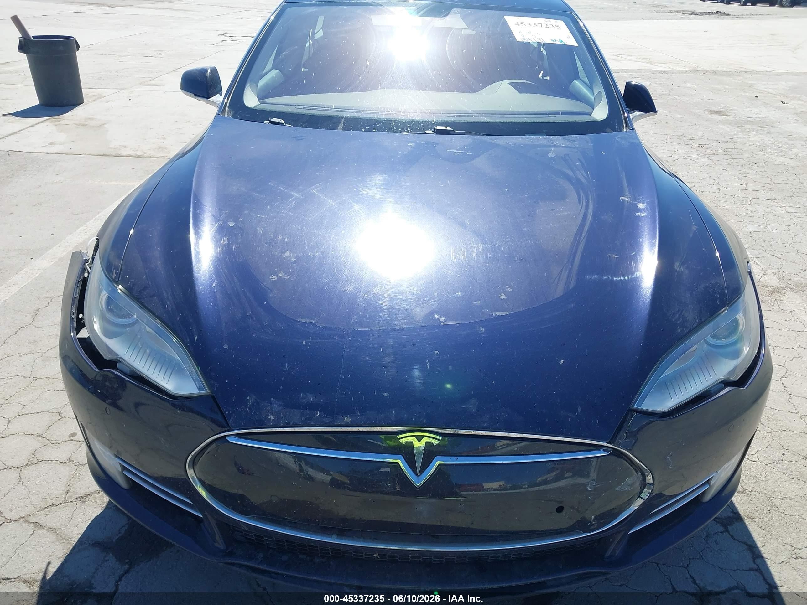 2013 Tesla Model S   Blue vin: 5YJSA1CN2DFP26372