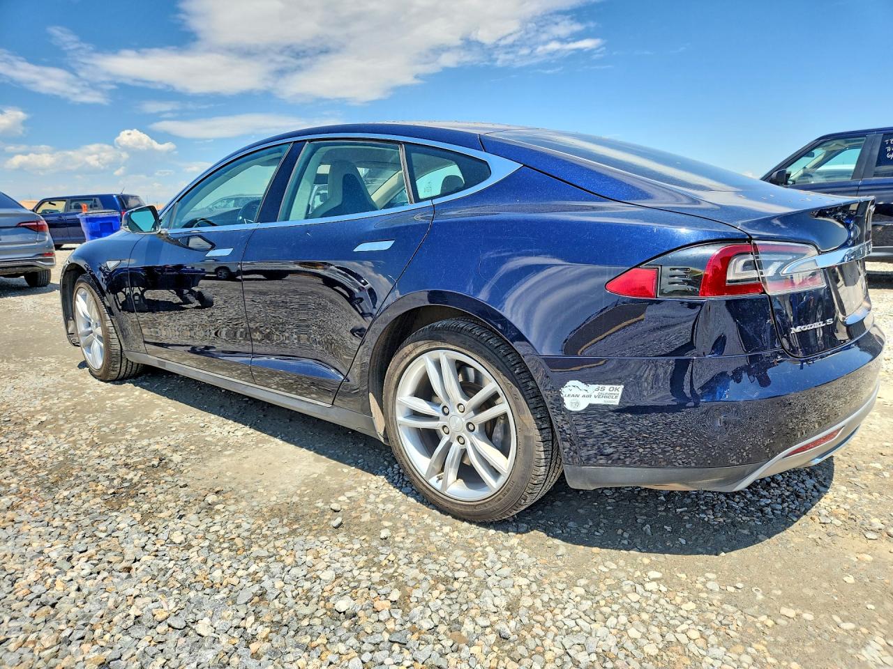 2013 Tesla Model S Blue vin: 5YJSA1CN3DFP14781