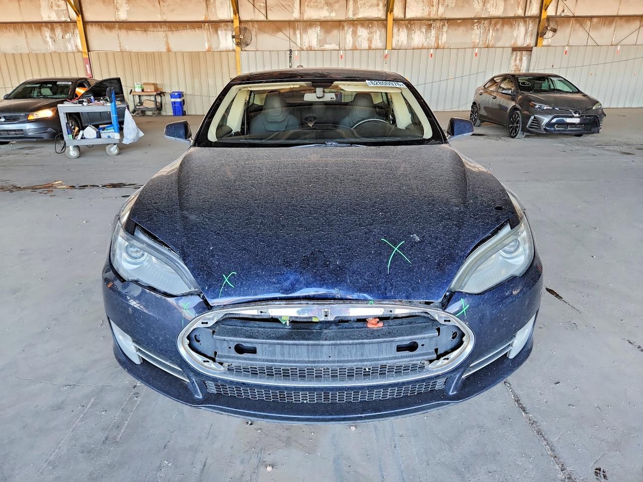 2013 Tesla Model S Blue vin: 5YJSA1CN3DFP27479