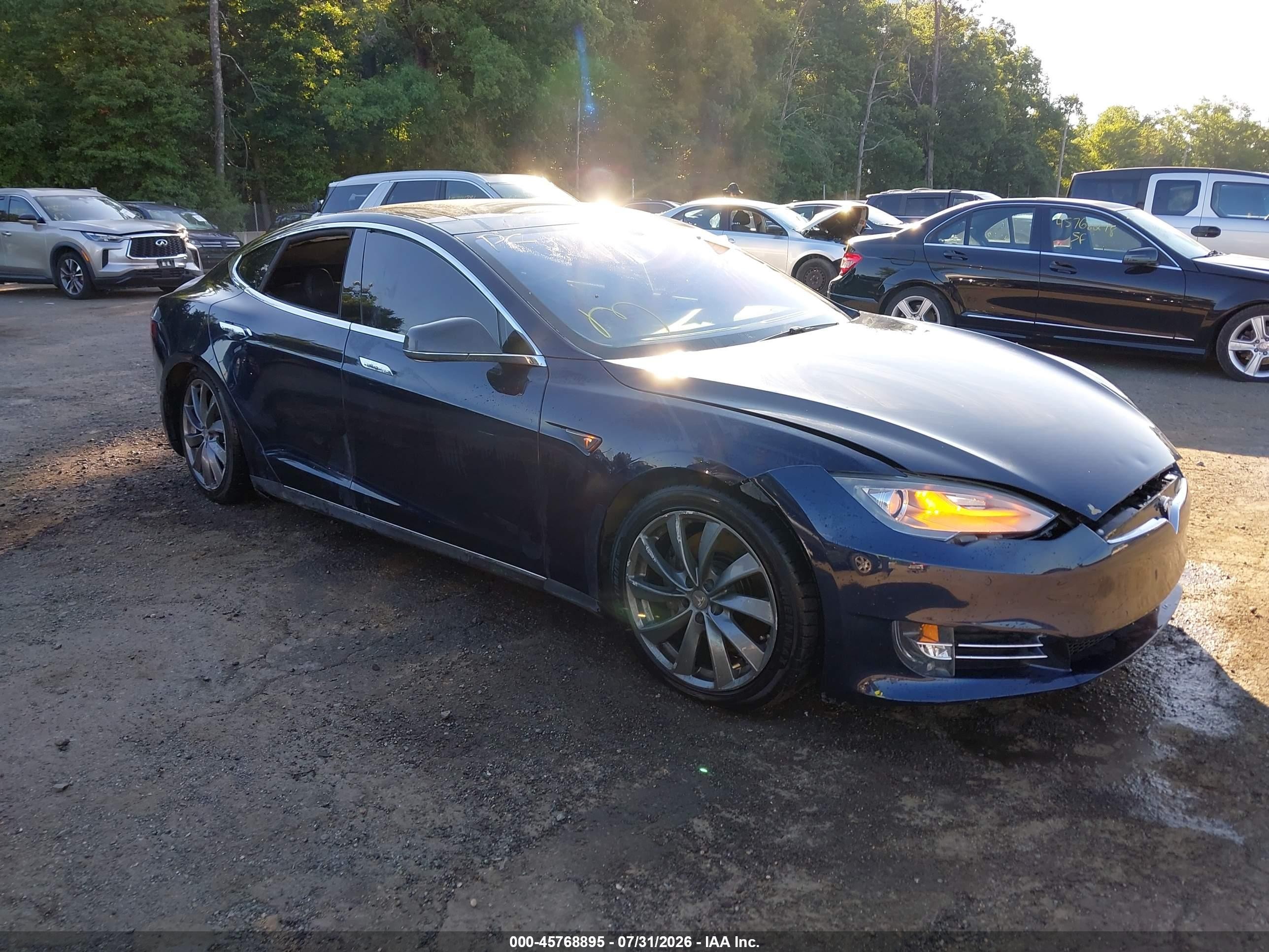 2013 Tesla Model S   Blue vin: 5YJSA1CN4DFP24316