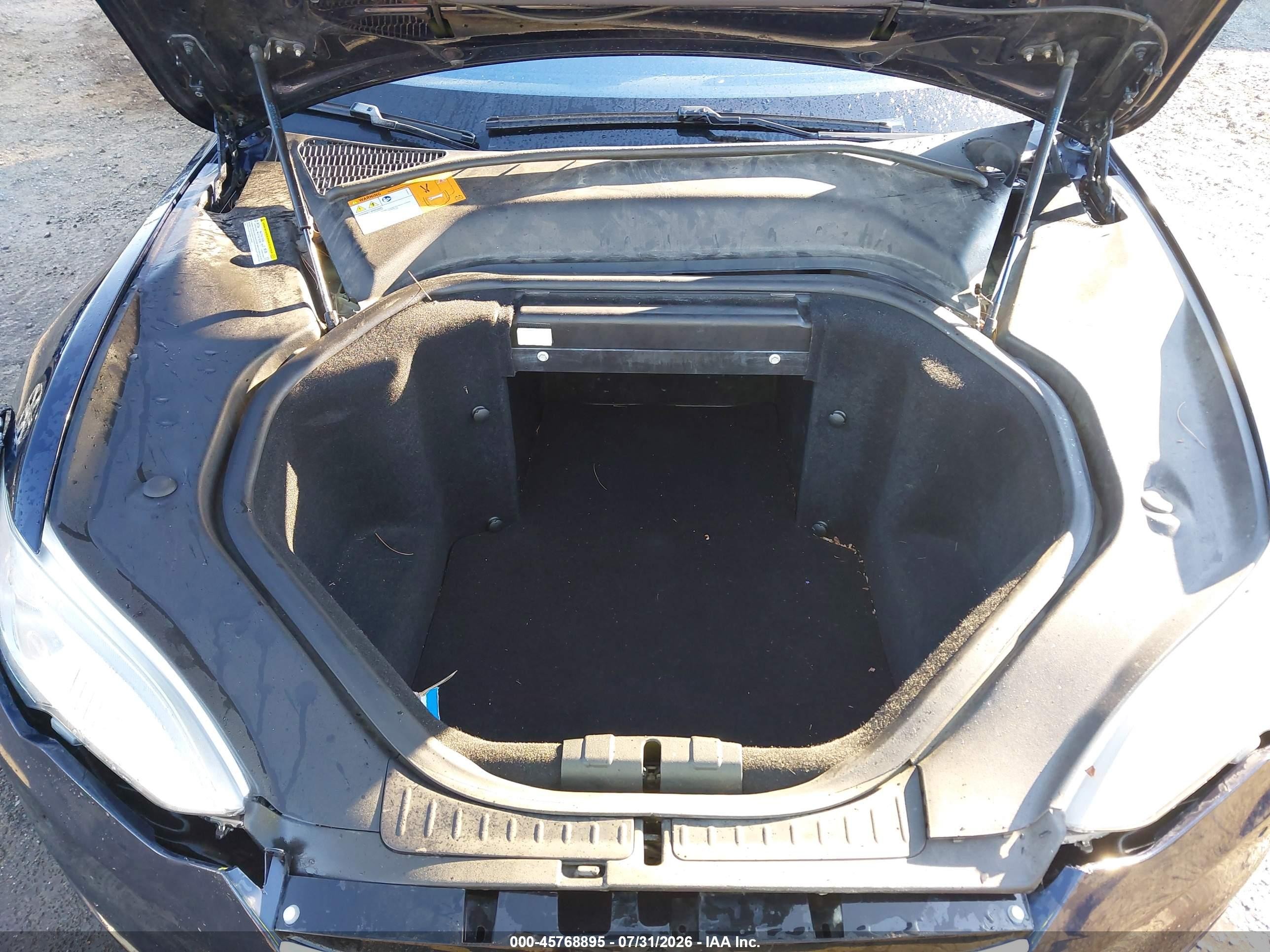 2013 Tesla Model S   Blue vin: 5YJSA1CN4DFP24316