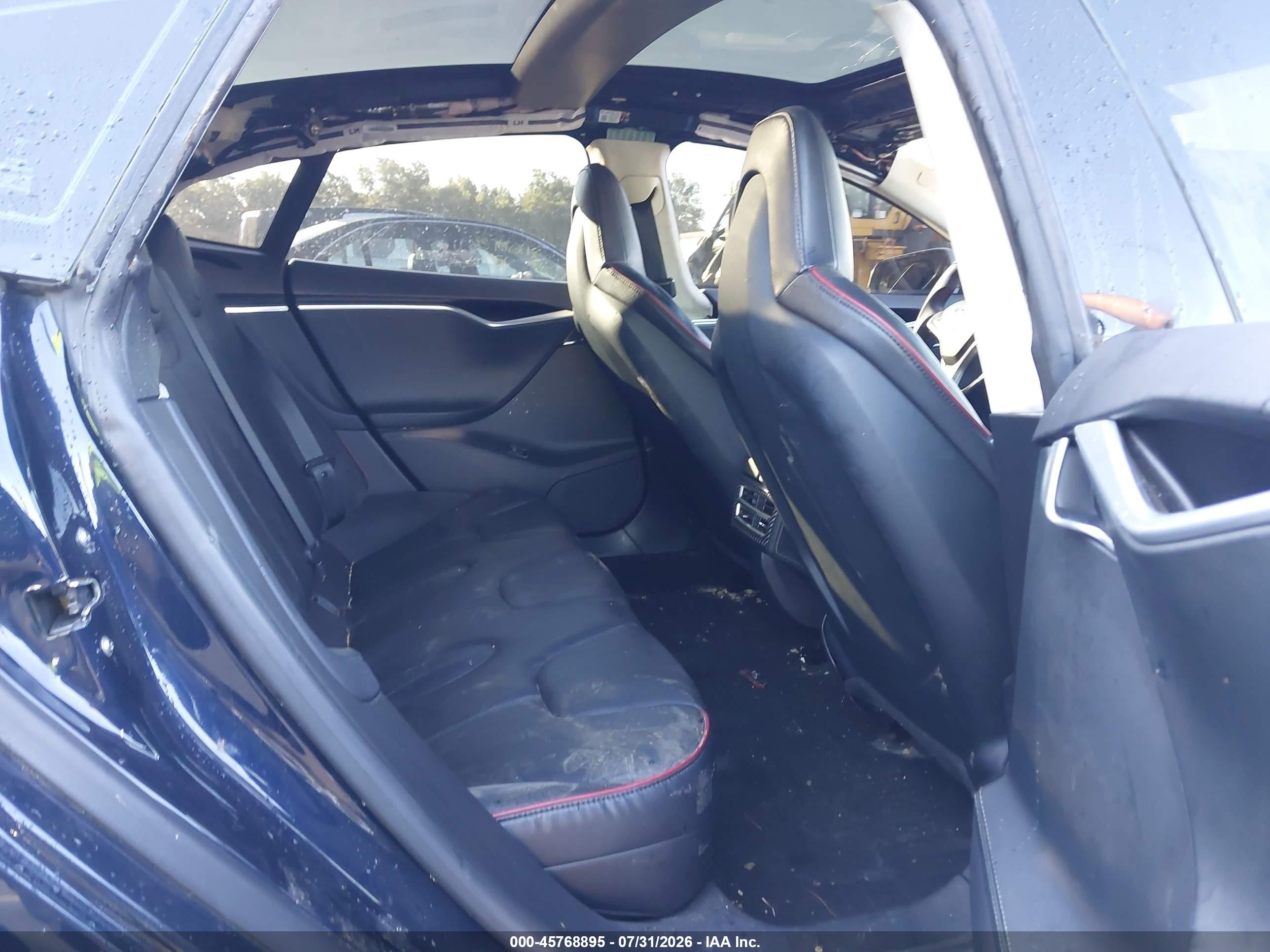 2013 Tesla Model S   Blue vin: 5YJSA1CN4DFP24316