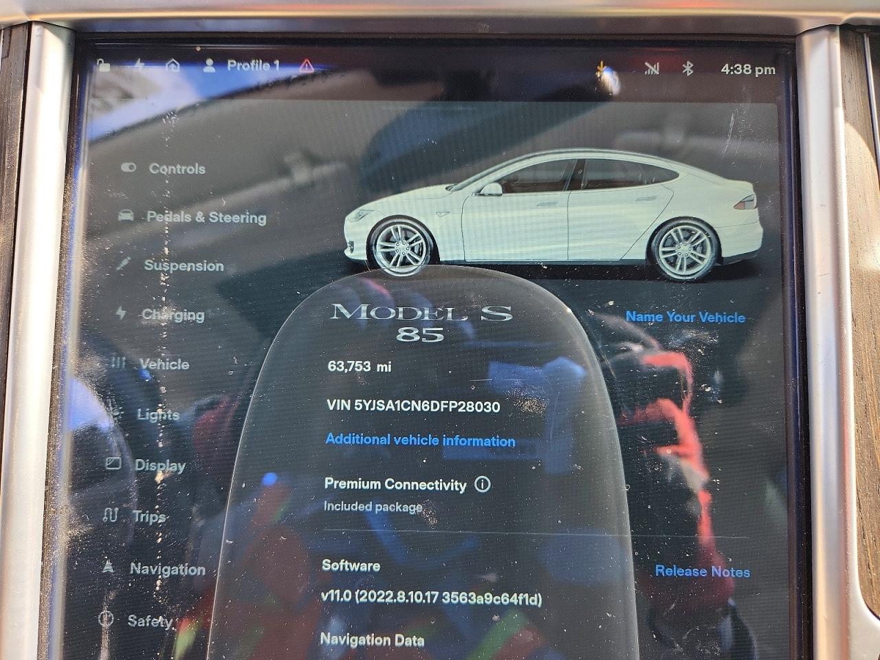 2013 Tesla Model S White vin: 5YJSA1CN6DFP28030