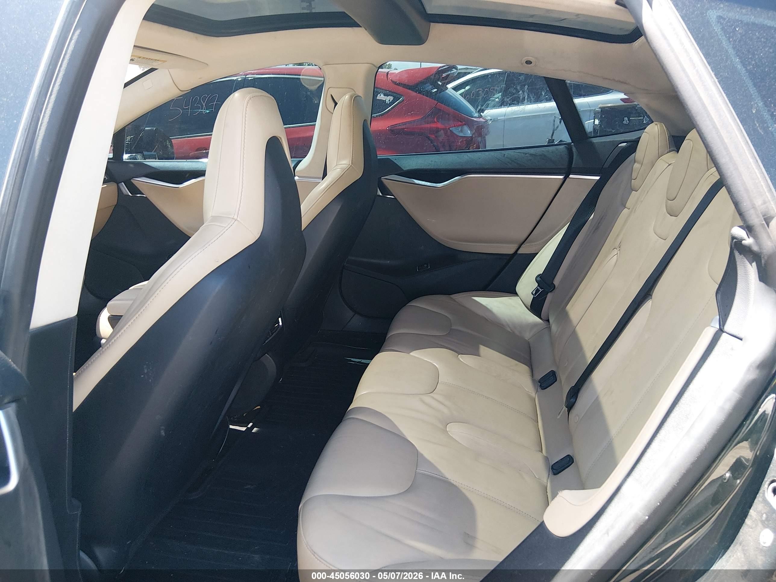 2013 Tesla Model S   Green vin: 5YJSA1CN7DFP06019