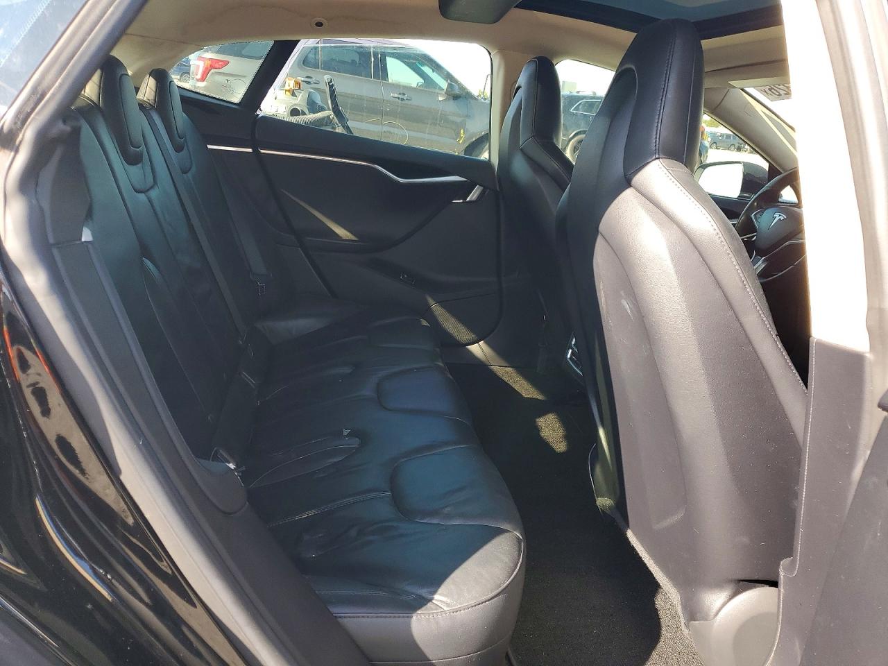 2013 Tesla Model S Black vin: 5YJSA1CN7DFP12290