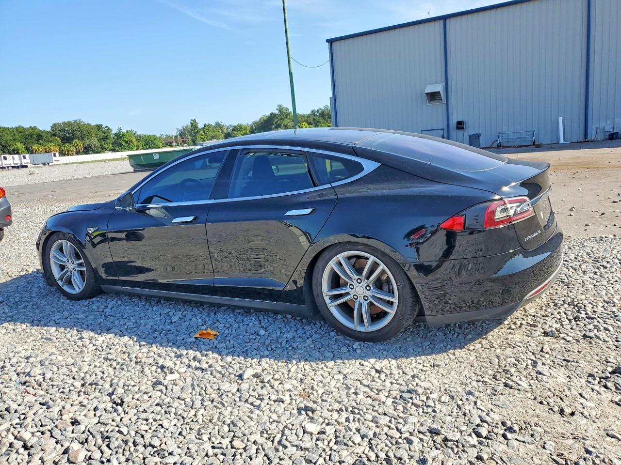 2013 Tesla Model S Black vin: 5YJSA1CN7DFP12290
