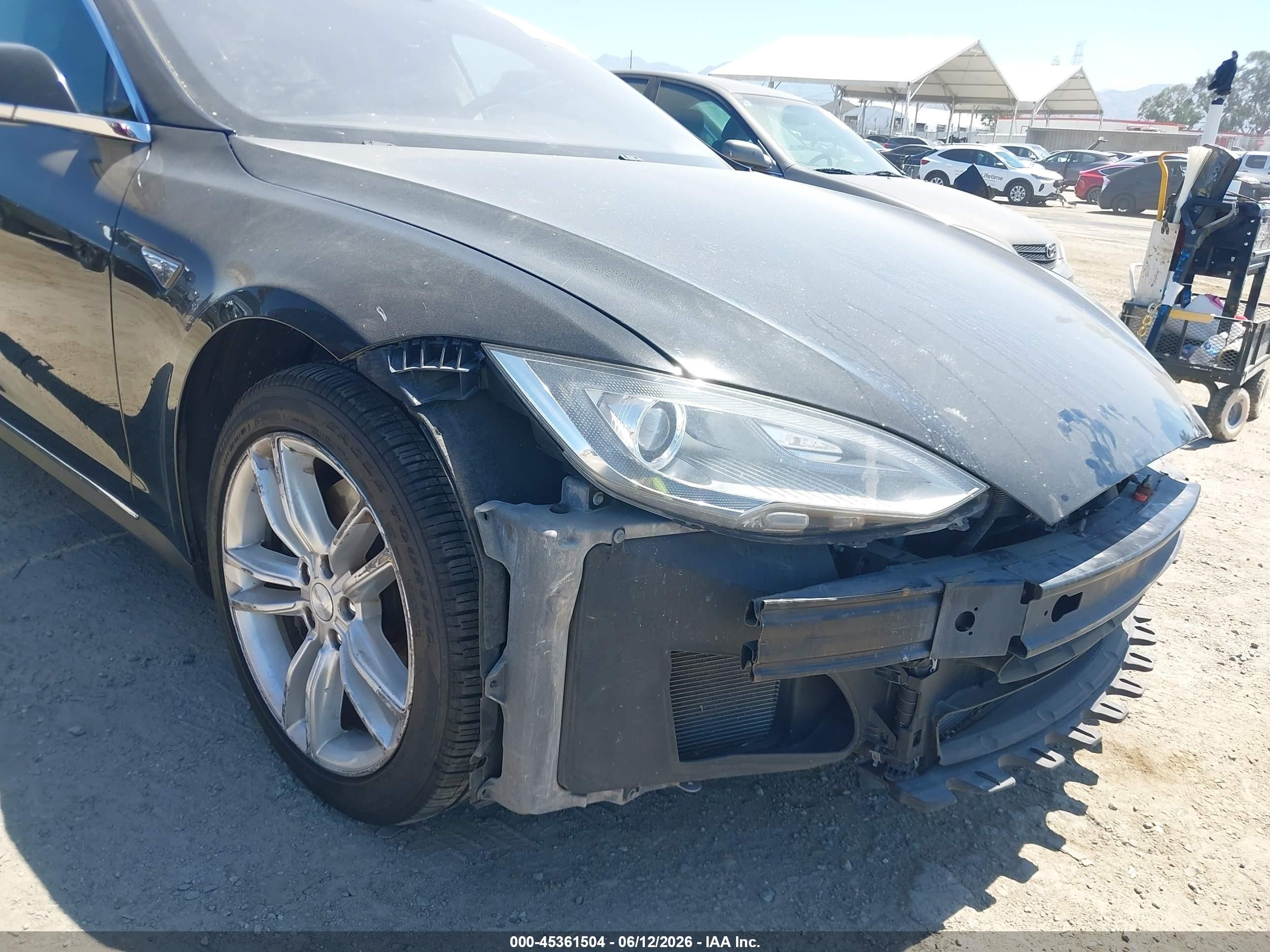 2013 Tesla Model S Black vin: 5YJSA1CN9DFP27745