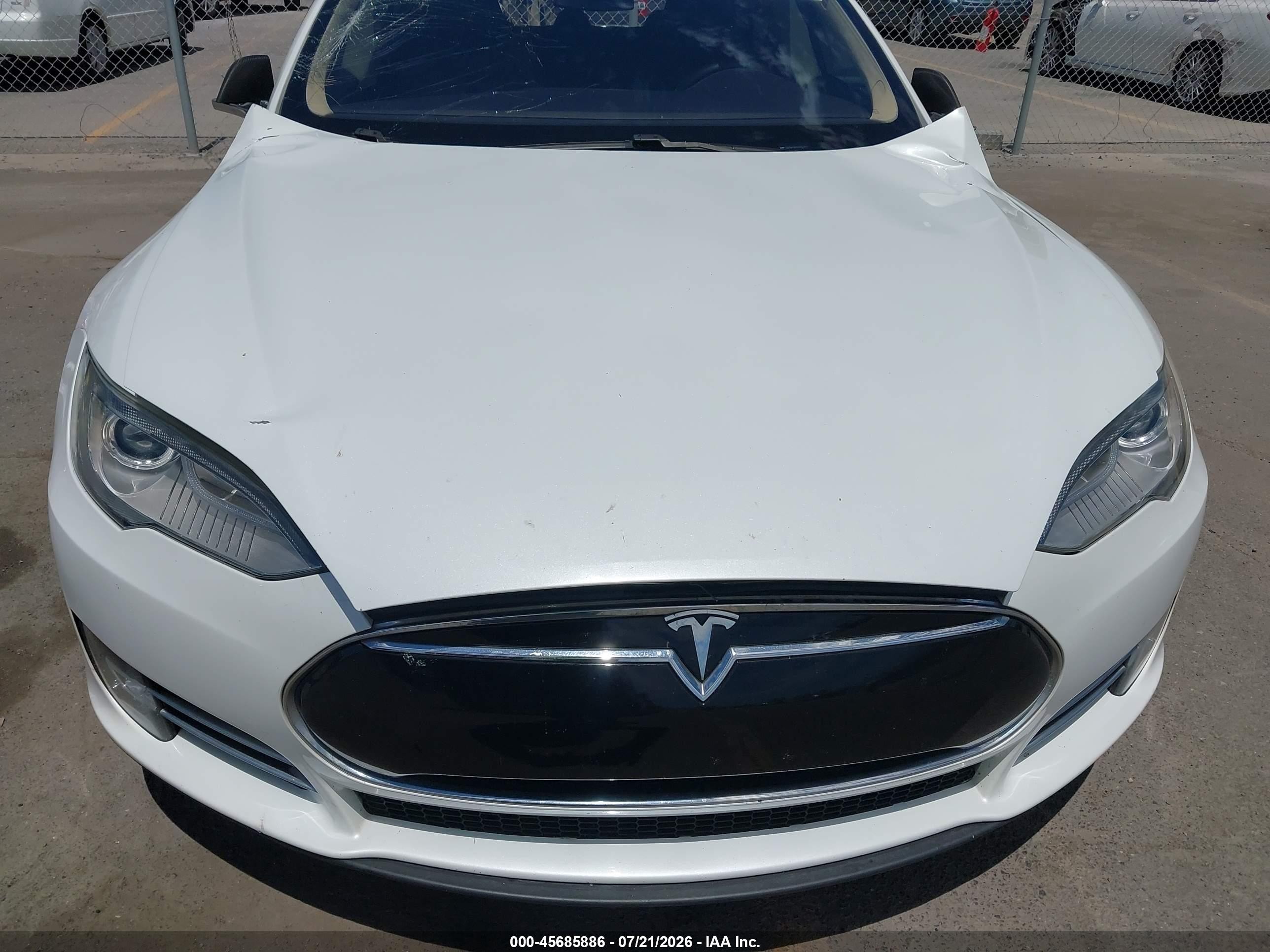2012 Tesla Model S Signature White vin: 5YJSA1CNXCFP02948