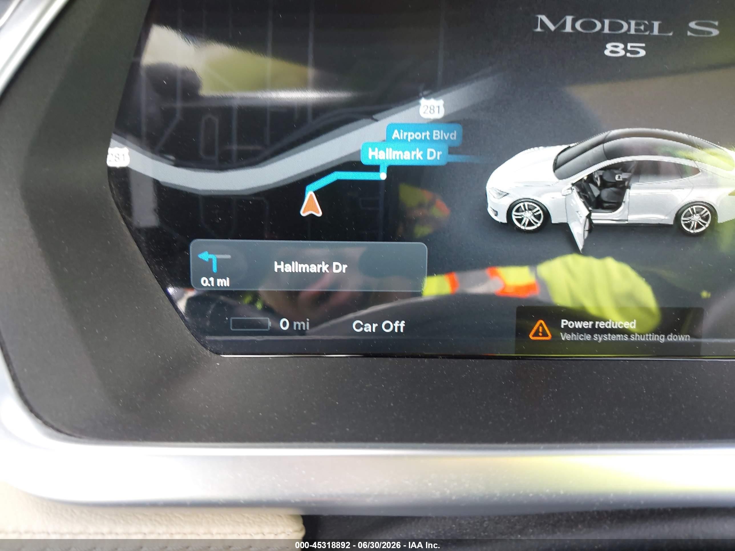 2013 Tesla Model S   Silver vin: 5YJSA1CNXDFP20593