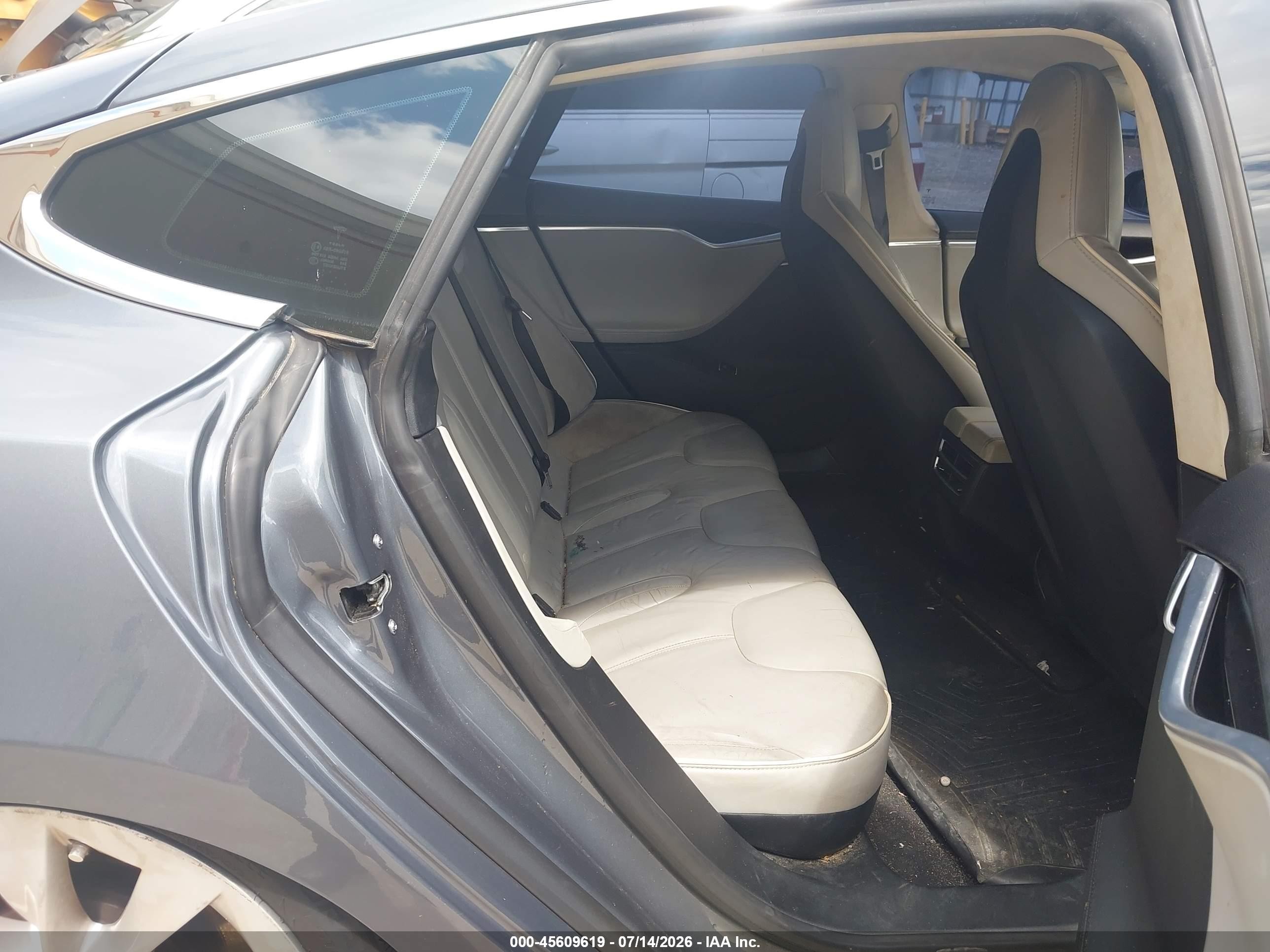 2013 Tesla Model S Performance Gray vin: 5YJSA1CP2DFP14840
