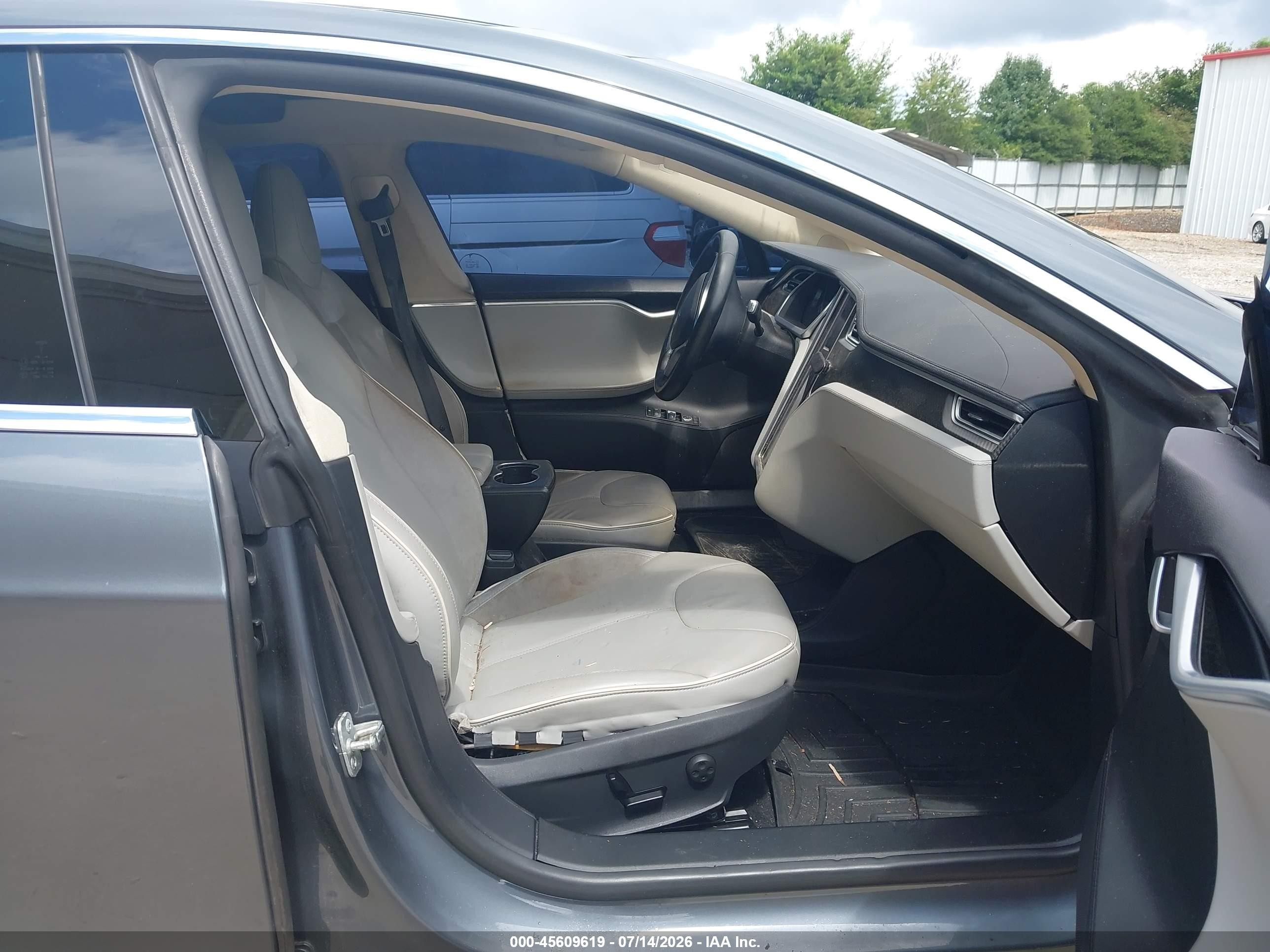 2013 Tesla Model S Performance Gray vin: 5YJSA1CP2DFP14840