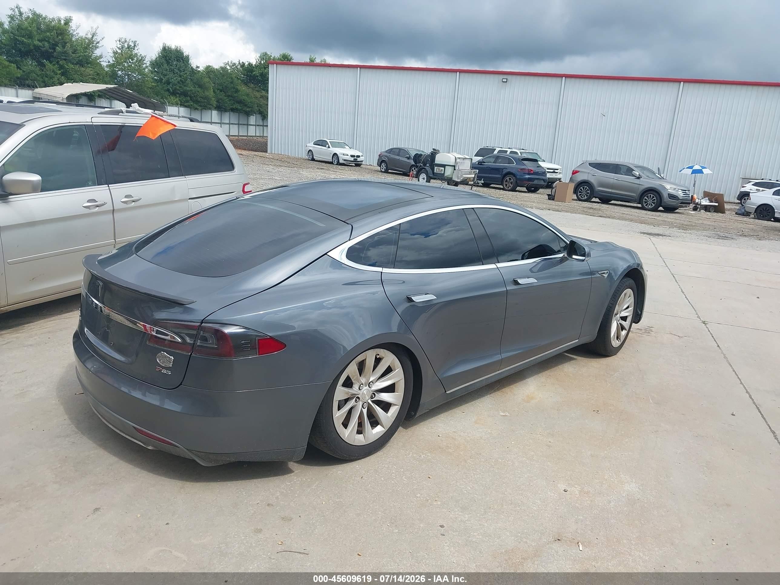 2013 Tesla Model S Performance Gray vin: 5YJSA1CP2DFP14840