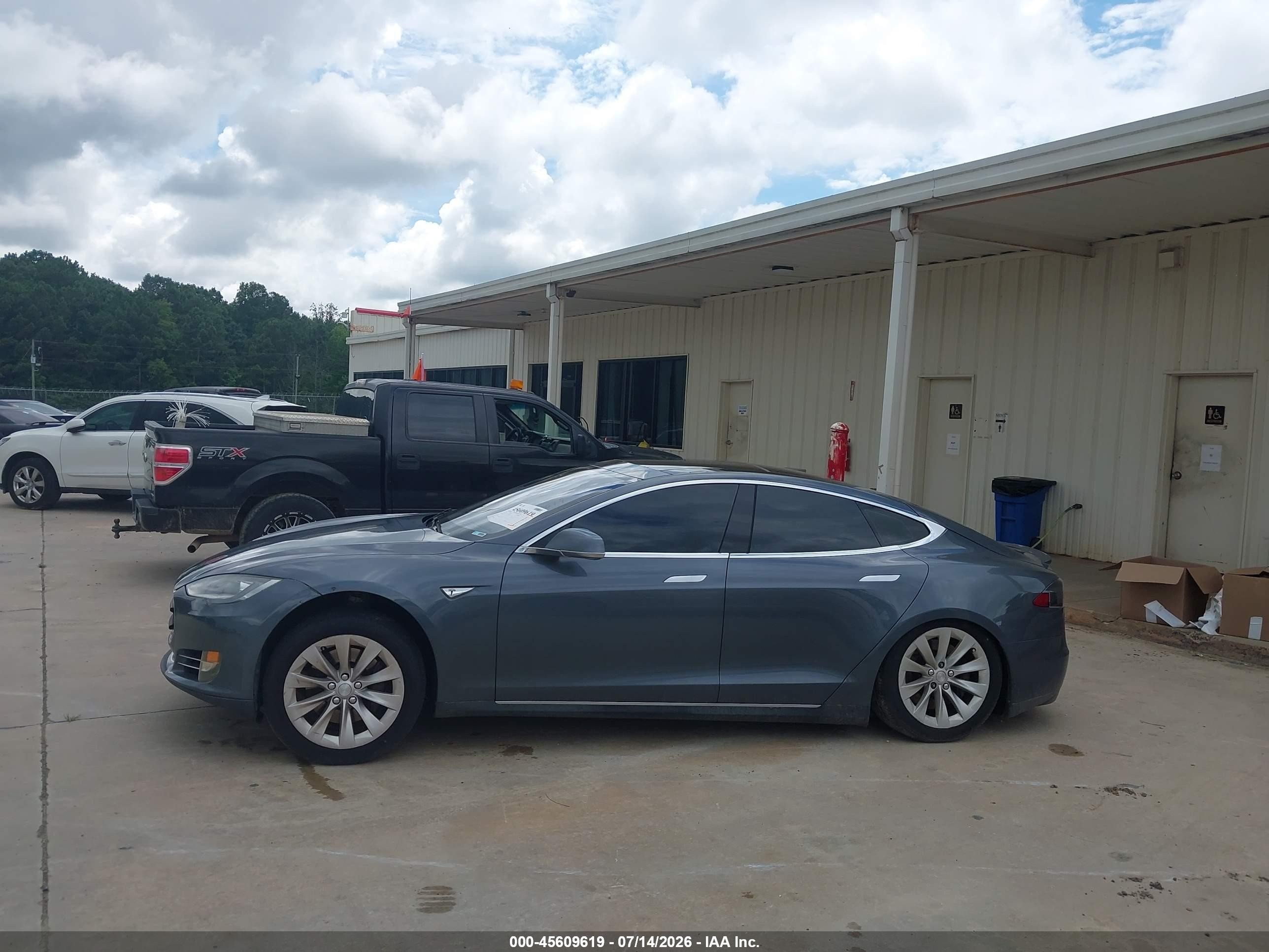 2013 Tesla Model S Performance Gray vin: 5YJSA1CP2DFP14840