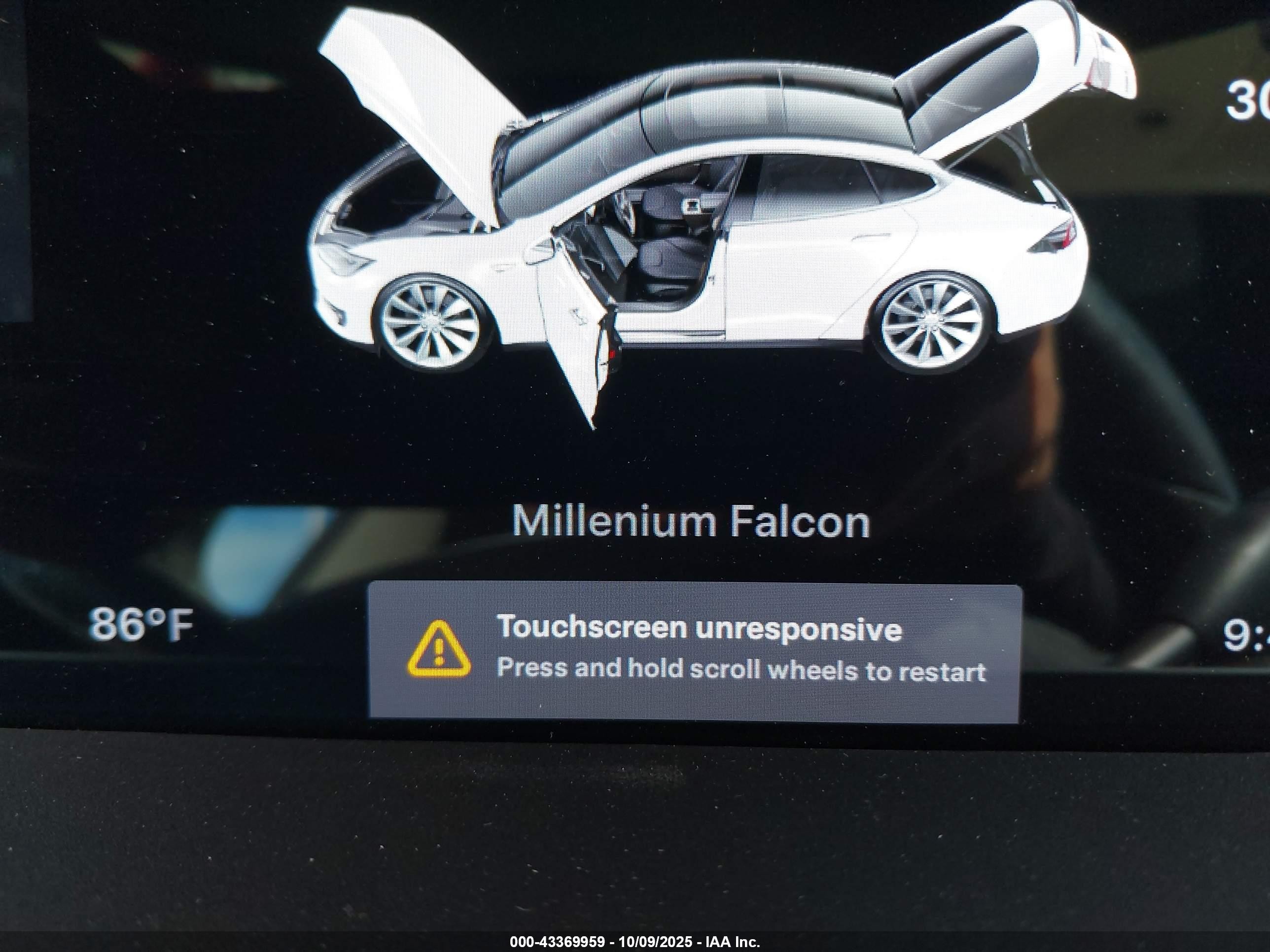 2013 Tesla Model S Performance White vin: 5YJSA1CP3DFP05886