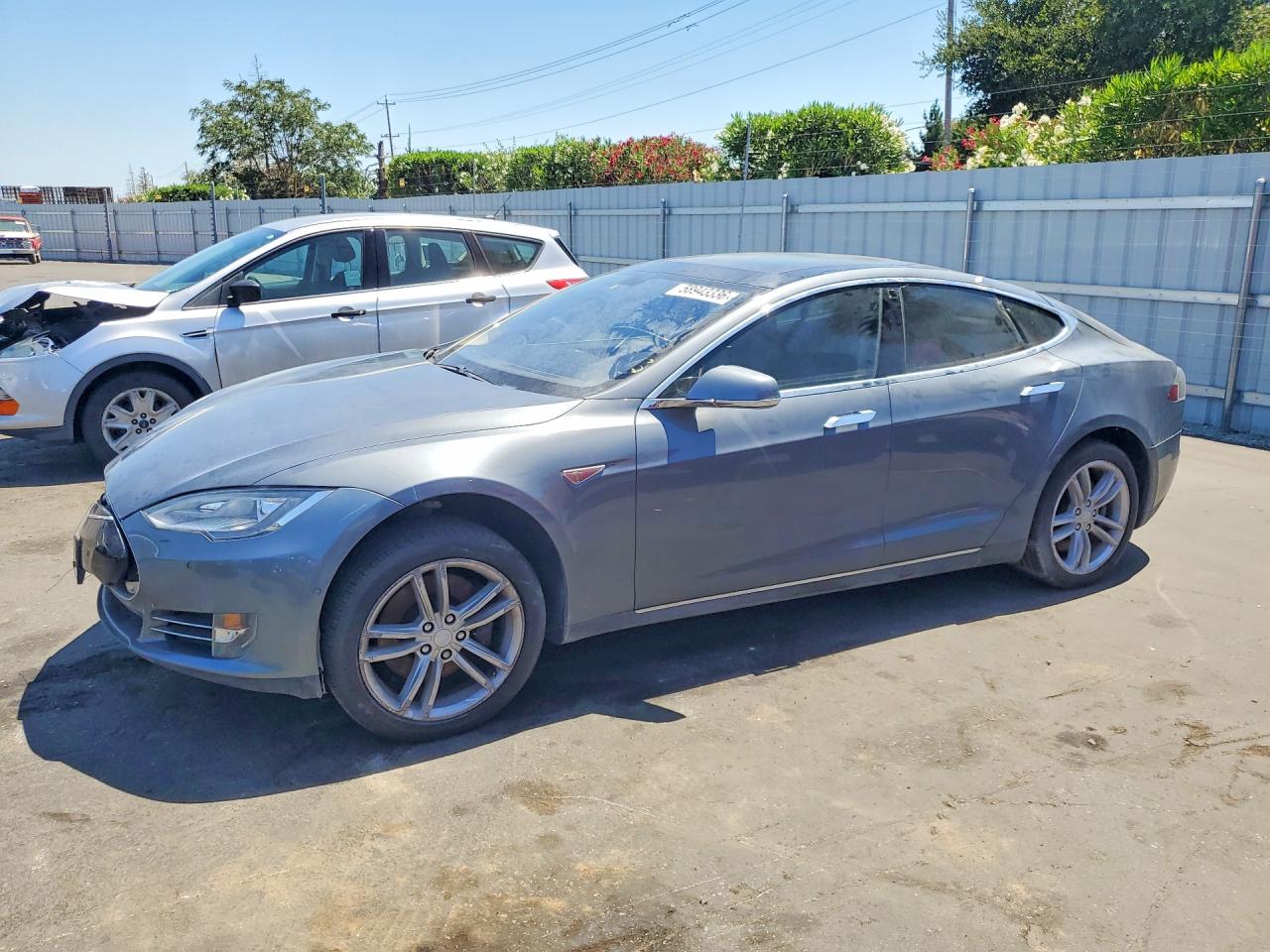 2013 Tesla Model S Угольный vin: 5YJSA1CP4DFP23684