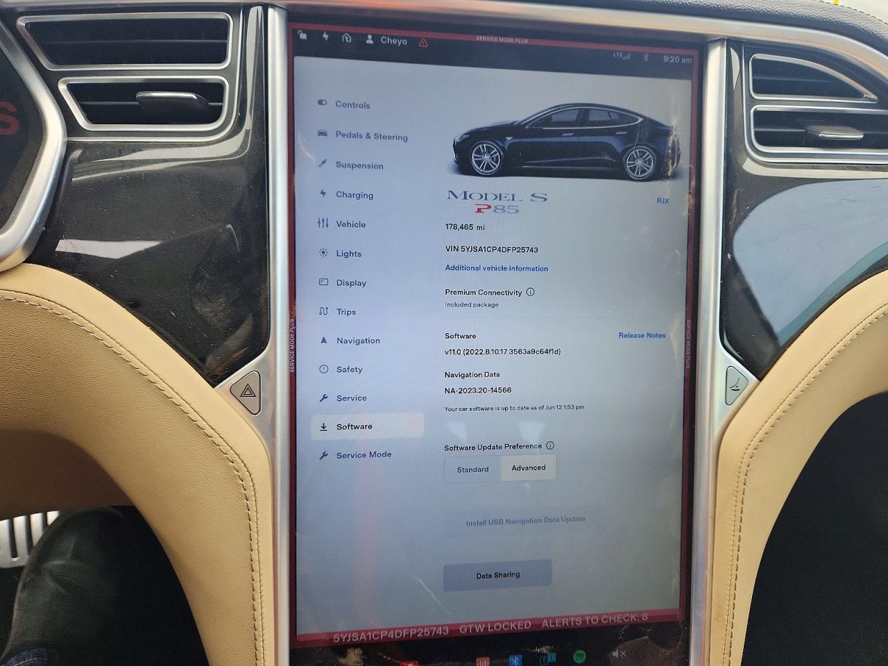 2013 Tesla Model S Blue vin: 5YJSA1CP4DFP25743