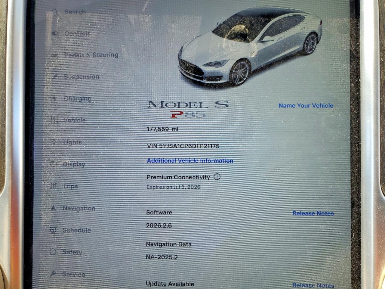 2013 Tesla Model S White vin: 5YJSA1CP6DFP21175