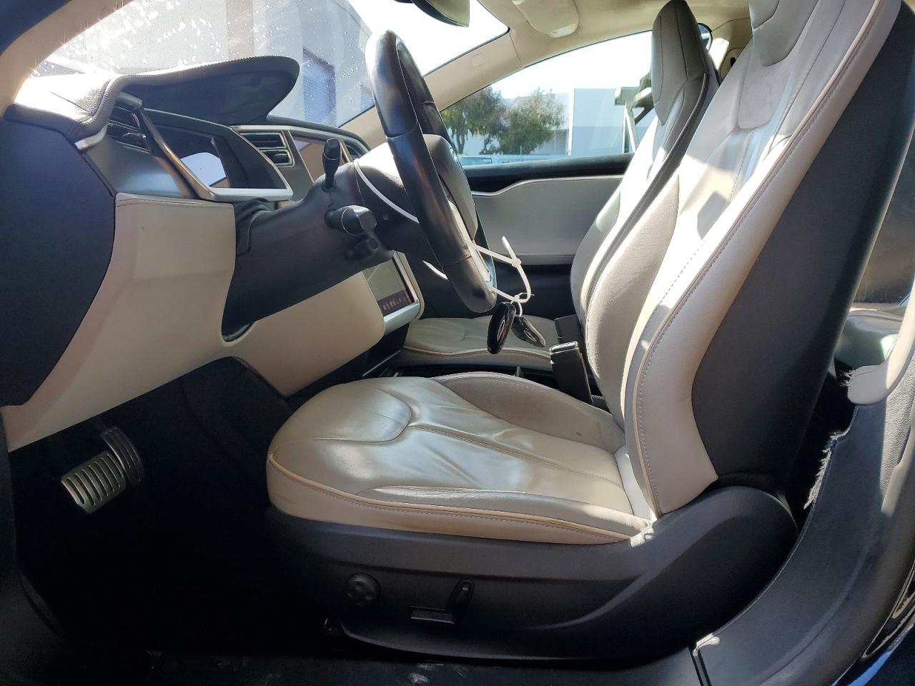 2013 Tesla Model S Blue vin: 5YJSA1CP7DFP07205