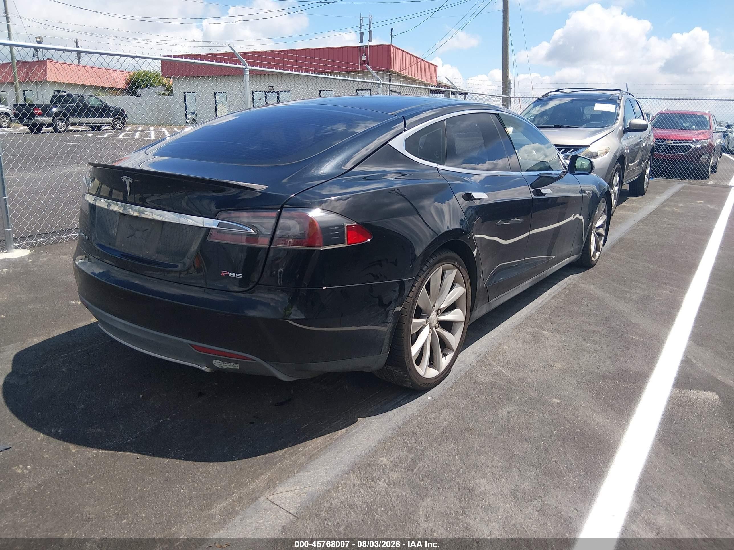 2013 Tesla Model S Performance Black vin: 5YJSA1CP8DFP06533