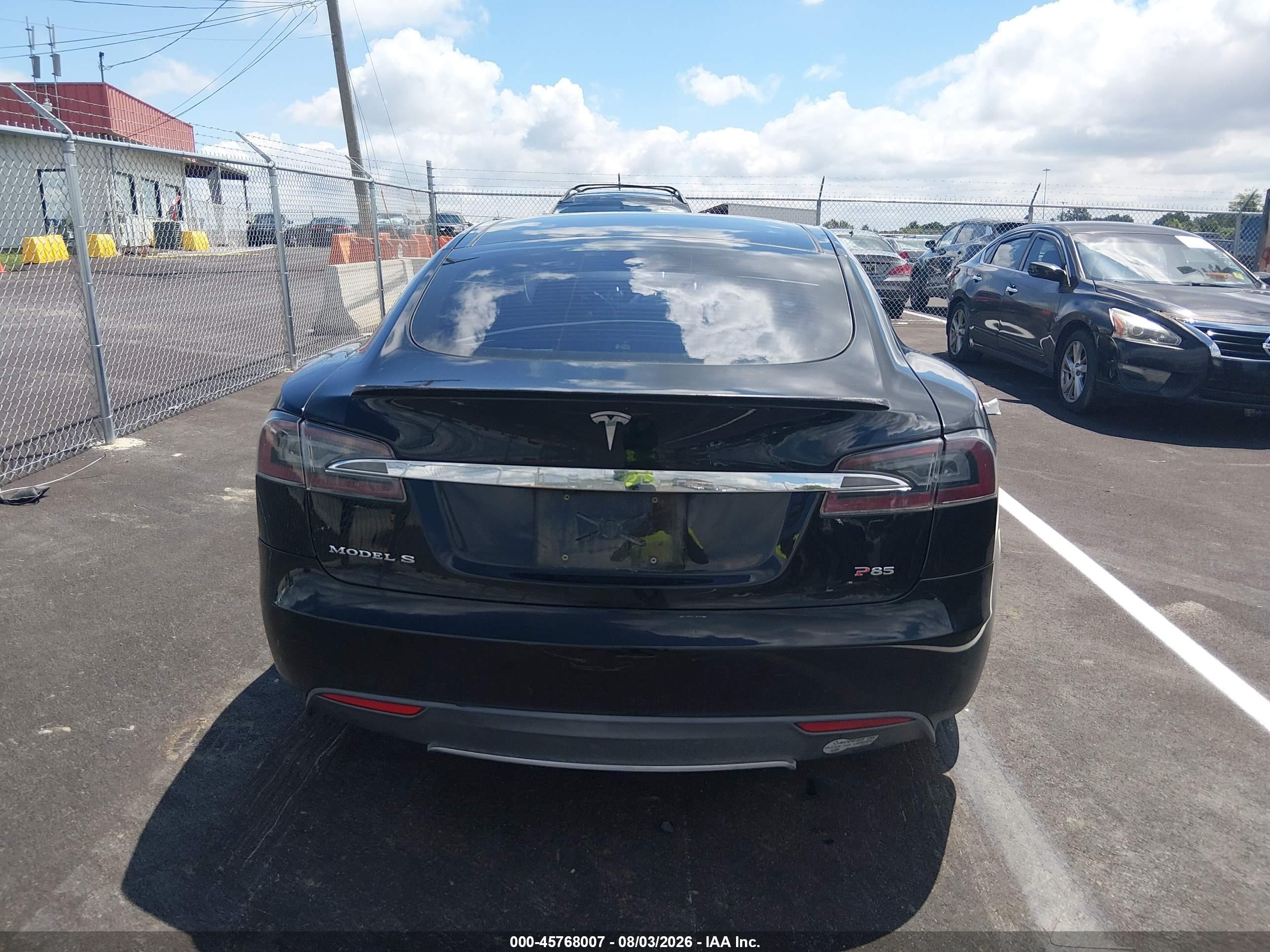 2013 Tesla Model S Performance Black vin: 5YJSA1CP8DFP06533