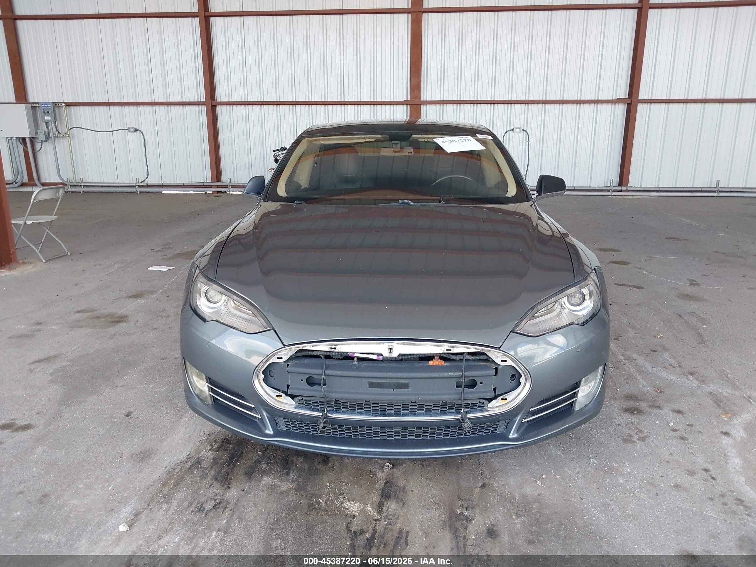 2013 Tesla Model S Performance Gray vin: 5YJSA1CP8DFP26068