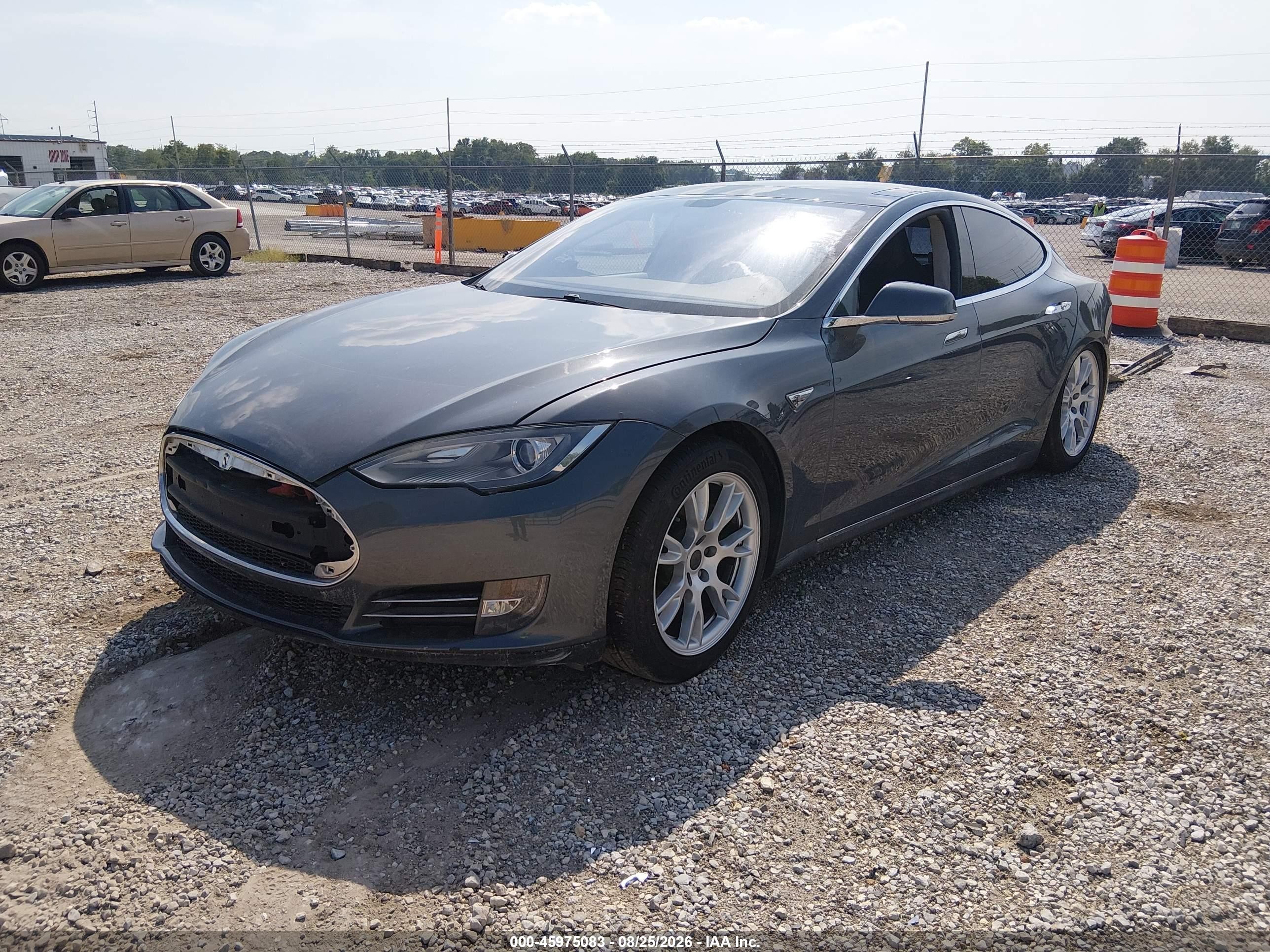 2013 Tesla Model S Performance Gray vin: 5YJSA1CPXDFP13564