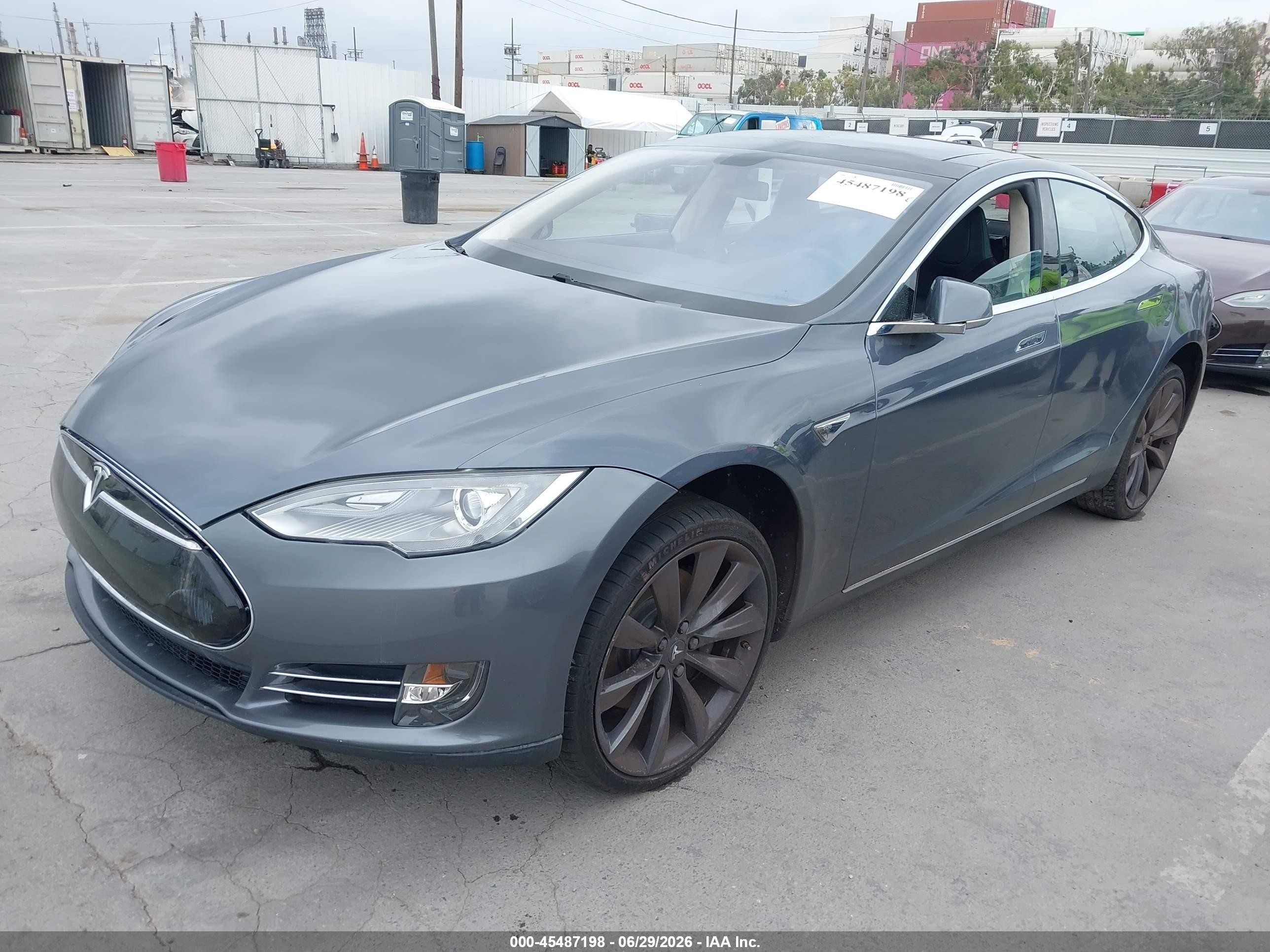 2013 Tesla Model S Performance Gray vin: 5YJSA1CPXDFP17341
