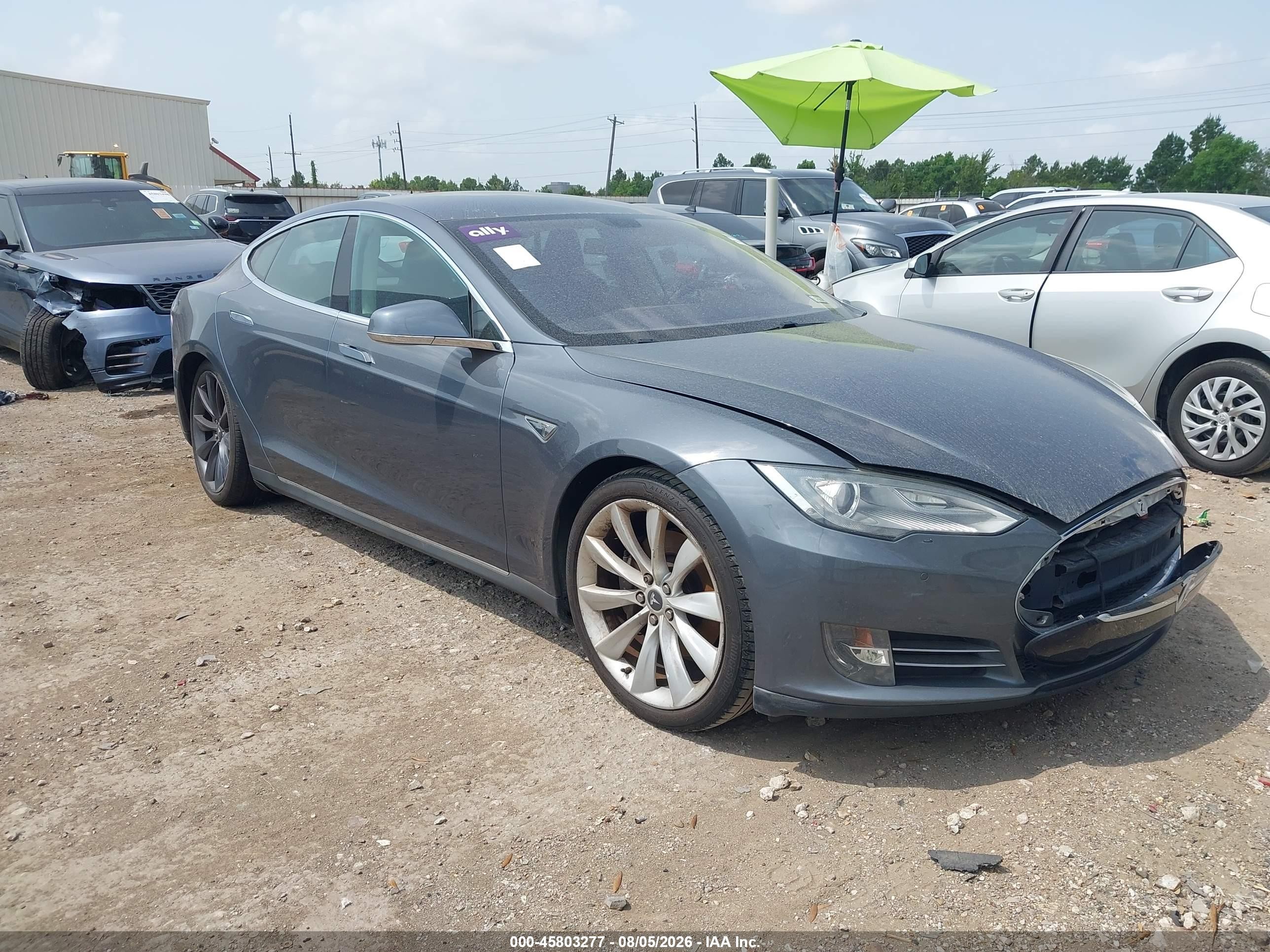 2013 Tesla Model S   Gray vin: 5YJSA1DGXDFP19749