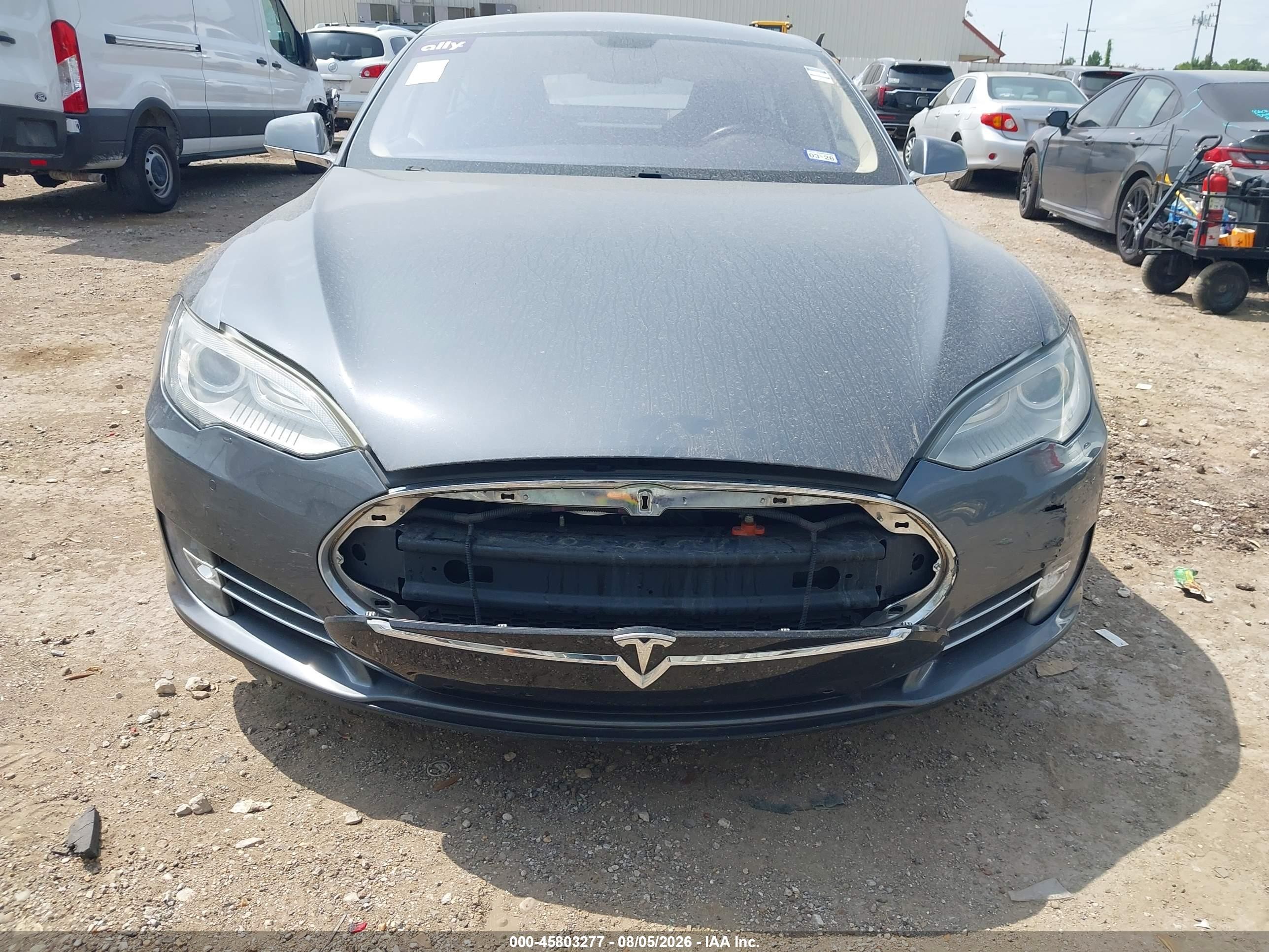 2013 Tesla Model S   Gray vin: 5YJSA1DGXDFP19749