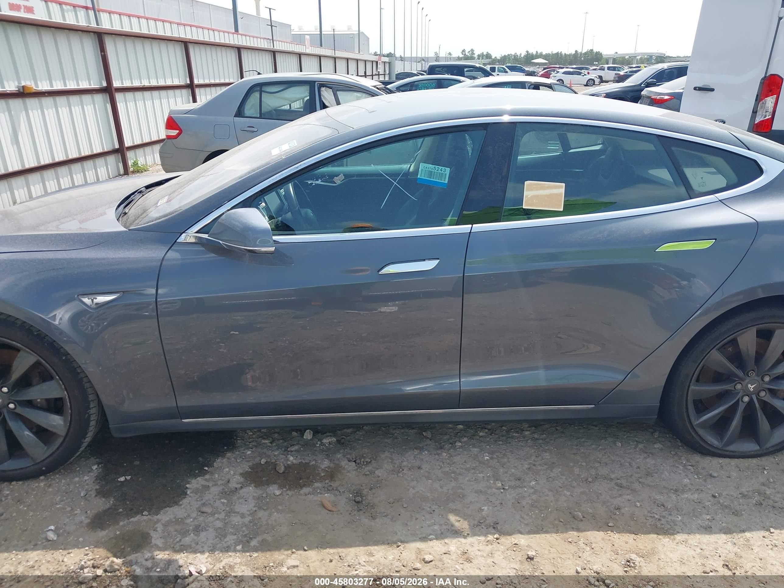 2013 Tesla Model S   Gray vin: 5YJSA1DGXDFP19749