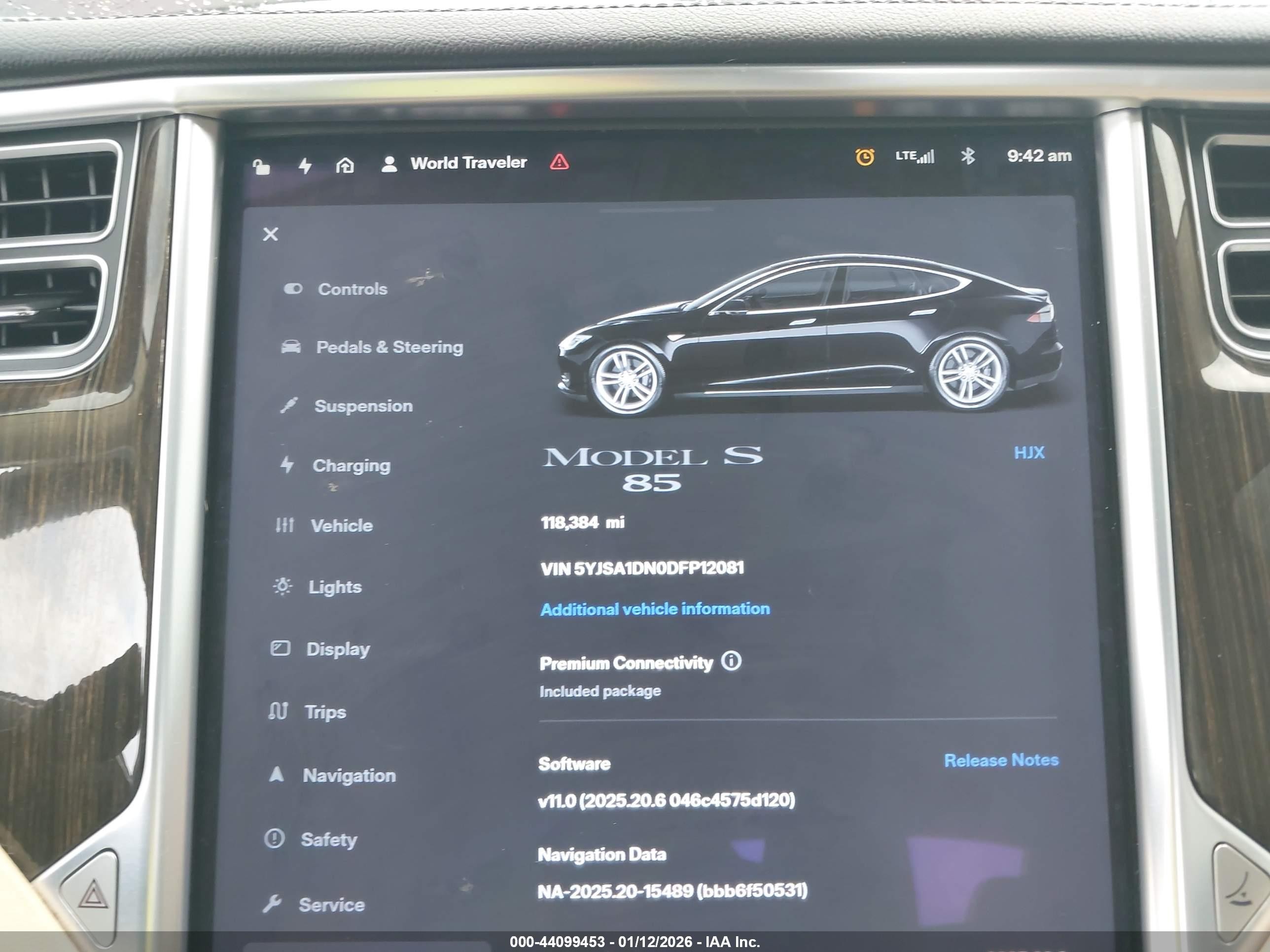 2013 Tesla Model S   Black vin: 5YJSA1DN0DFP12081