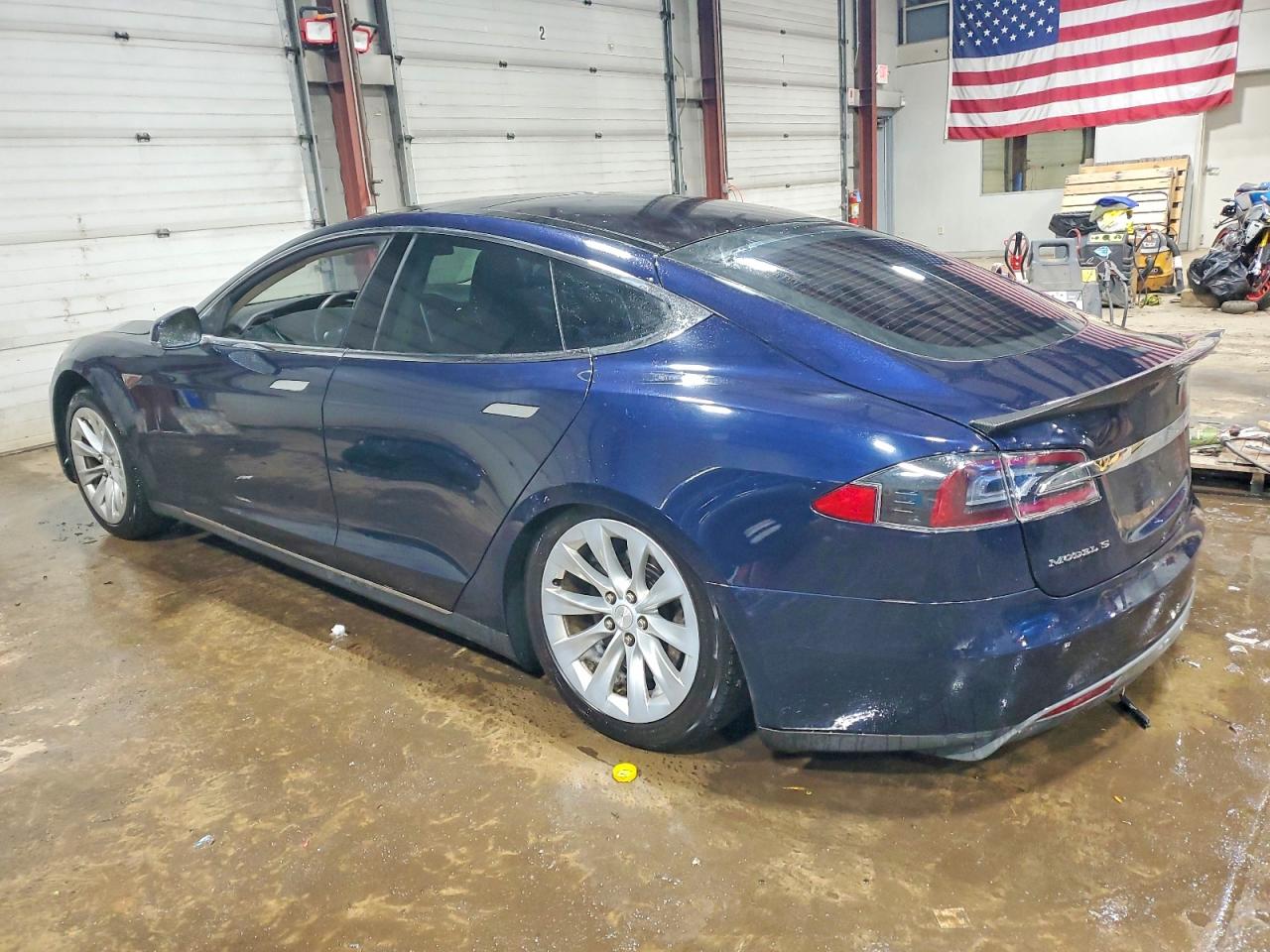 2013 Tesla Model S Blue vin: 5YJSA1DN0DFP14803