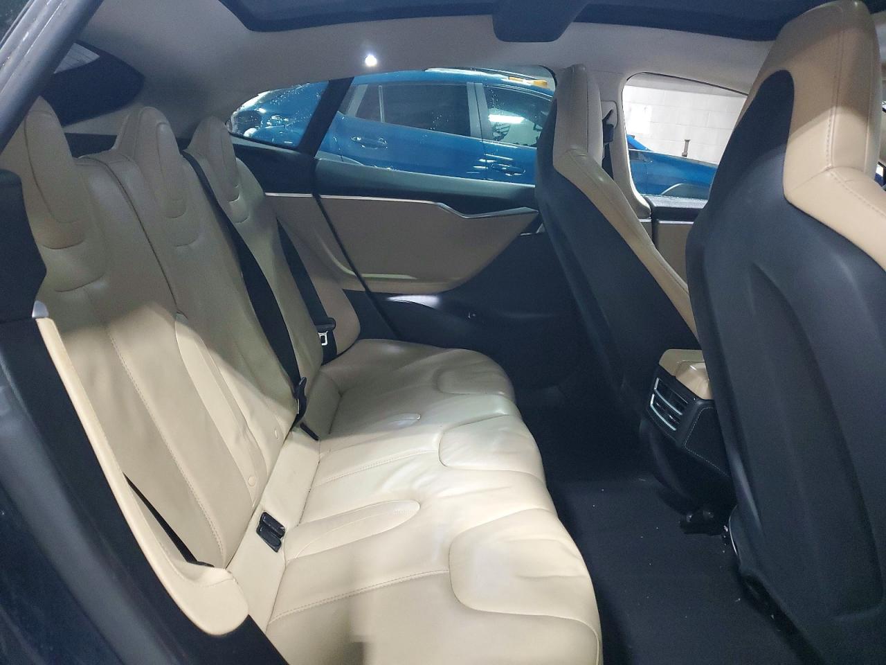 2013 Tesla Model S Blue vin: 5YJSA1DN0DFP14803