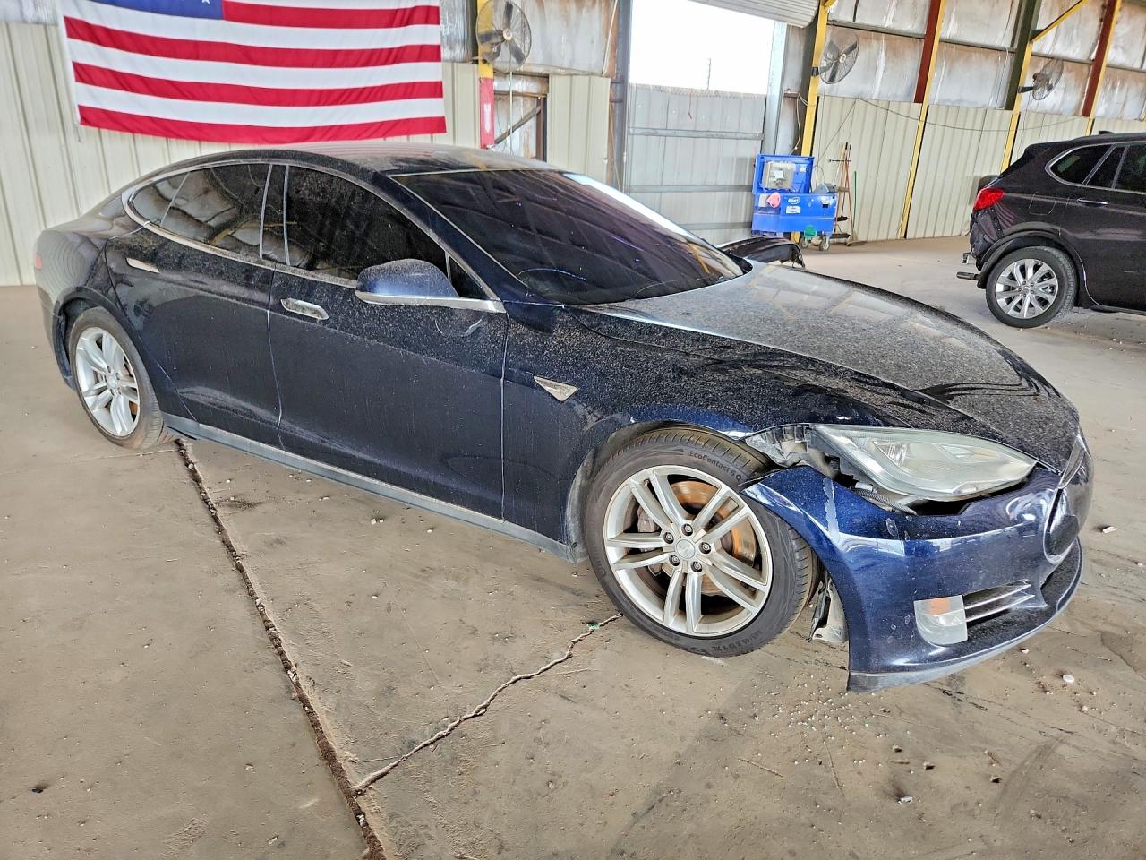 2012 Tesla Model S Blue vin: 5YJSA1DN2CFP01324