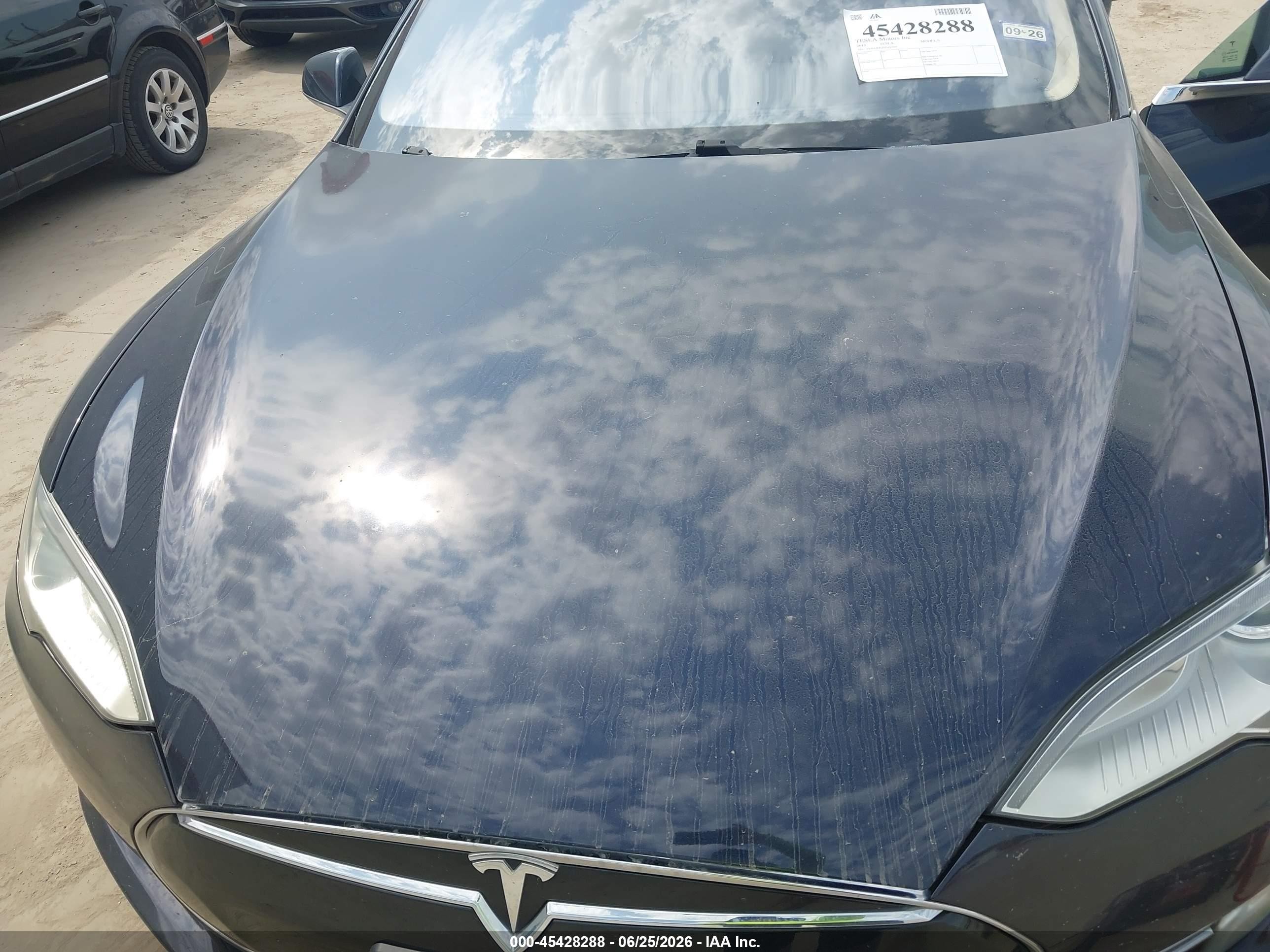 2013 Tesla Model S   Blue vin: 5YJSA1DN4DFP19986
