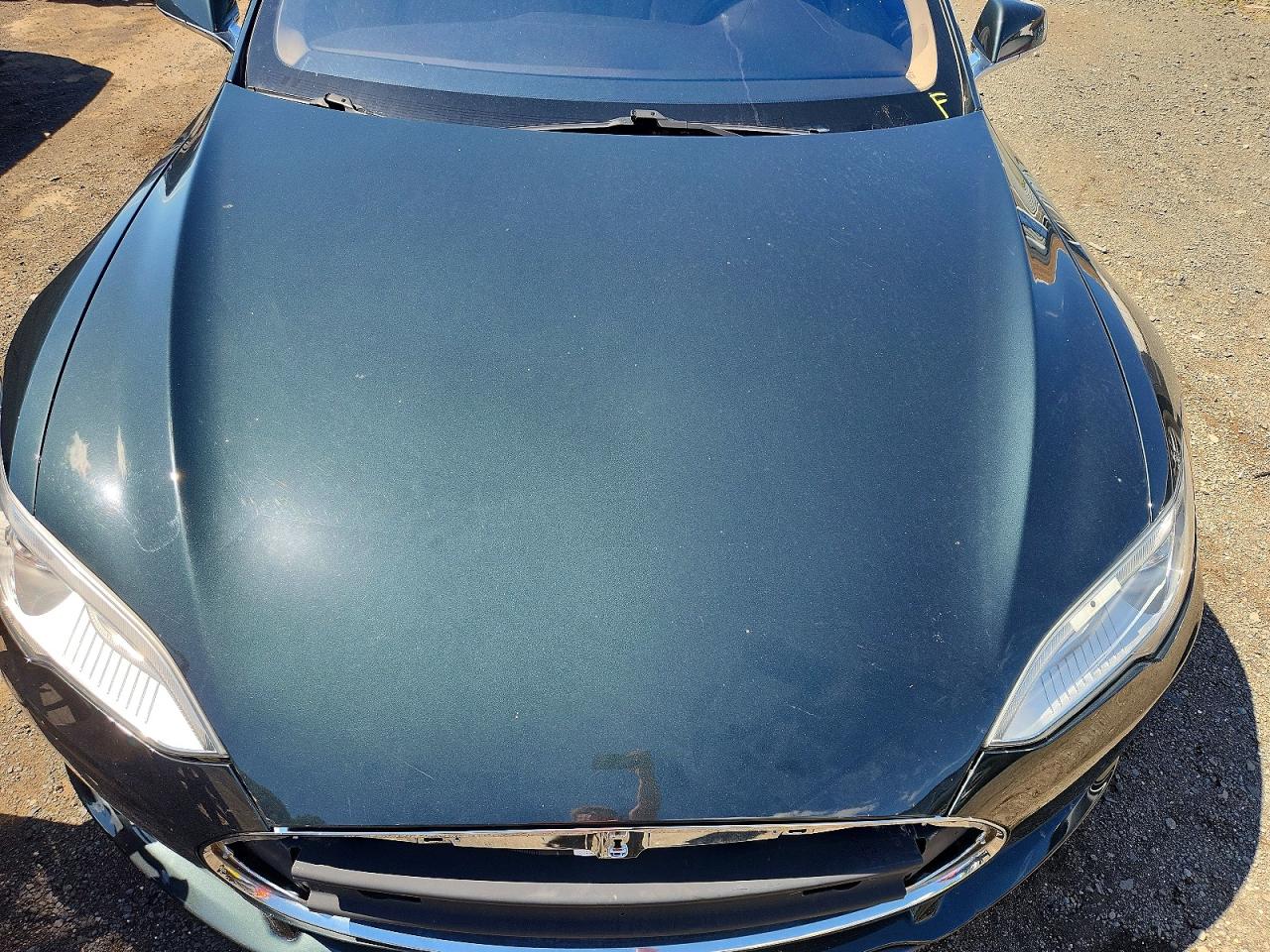 2013 Tesla Model S Green vin: 5YJSA1DN5DFP09094