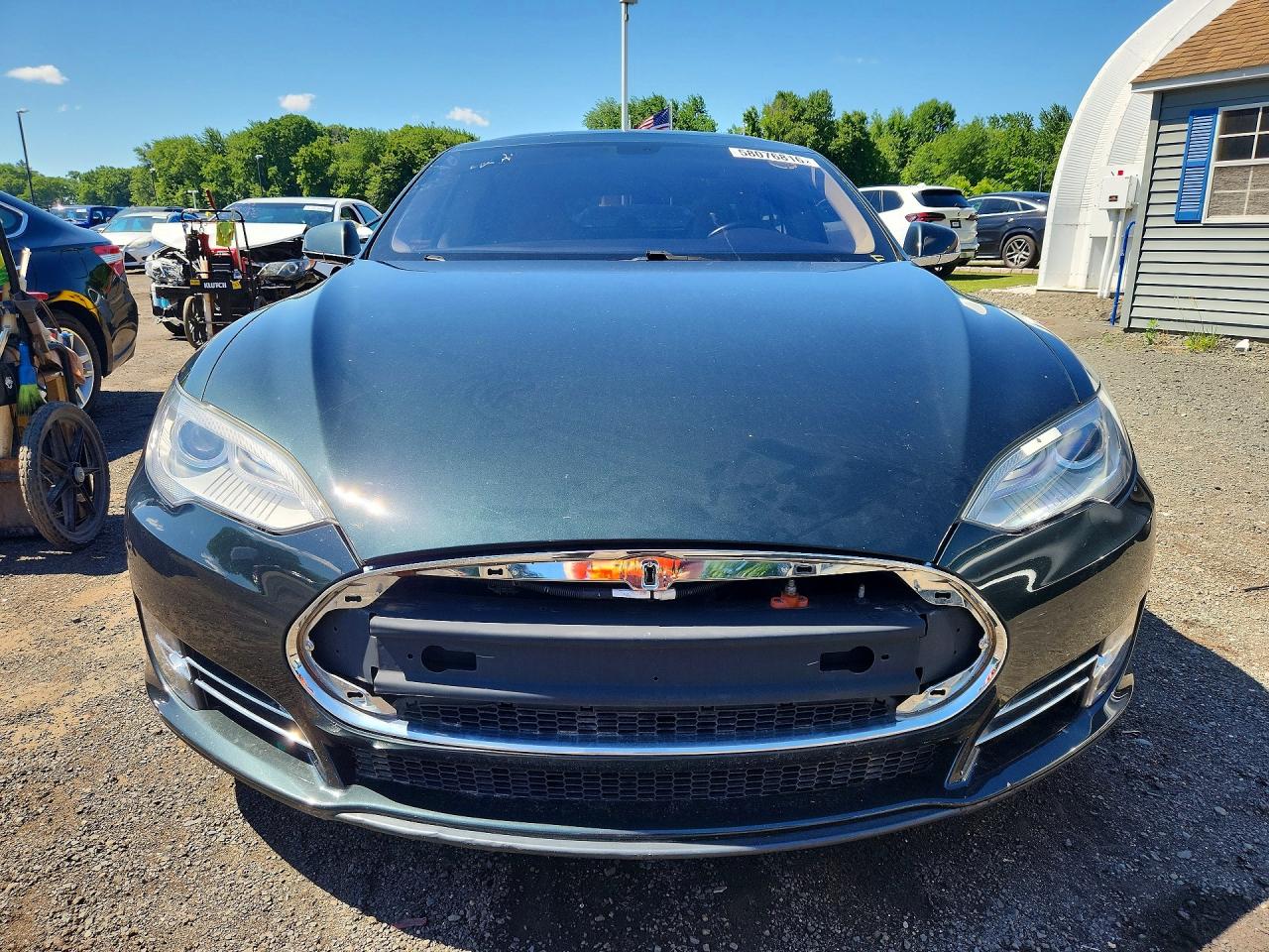 2013 Tesla Model S Green vin: 5YJSA1DN5DFP09094