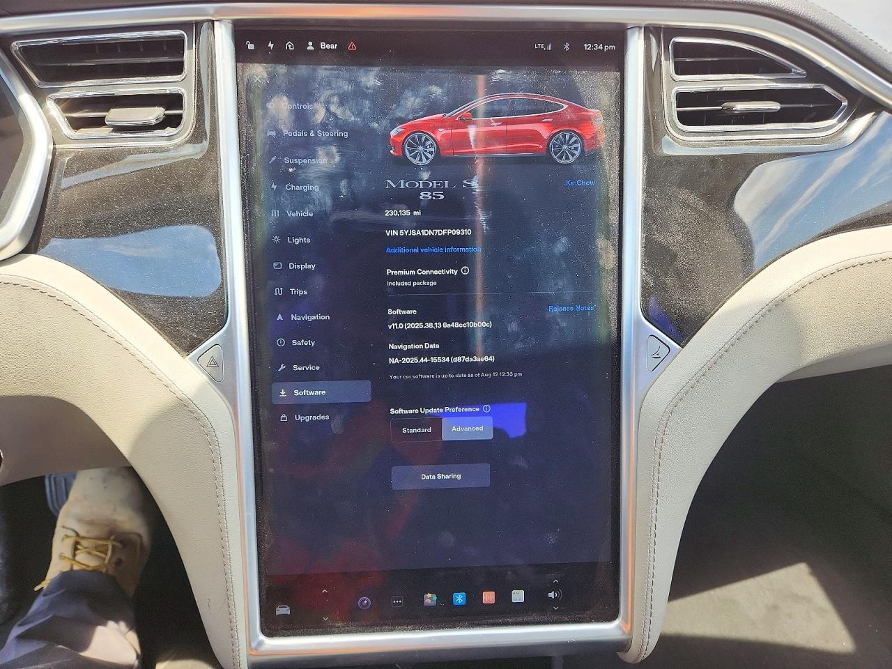 2013 Tesla Model S Red vin: 5YJSA1DN7DFP09310