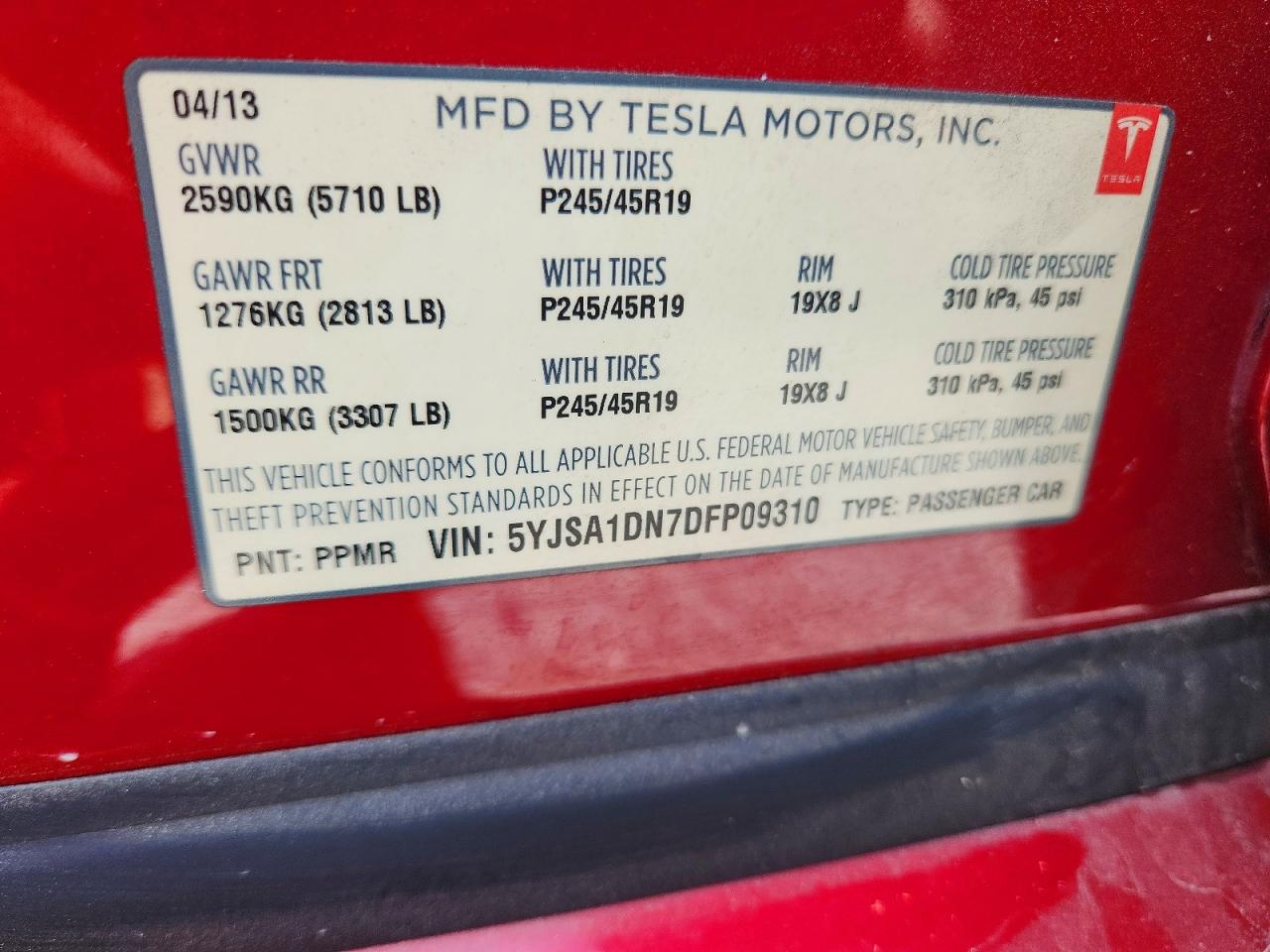 2013 Tesla Model S Red vin: 5YJSA1DN7DFP09310