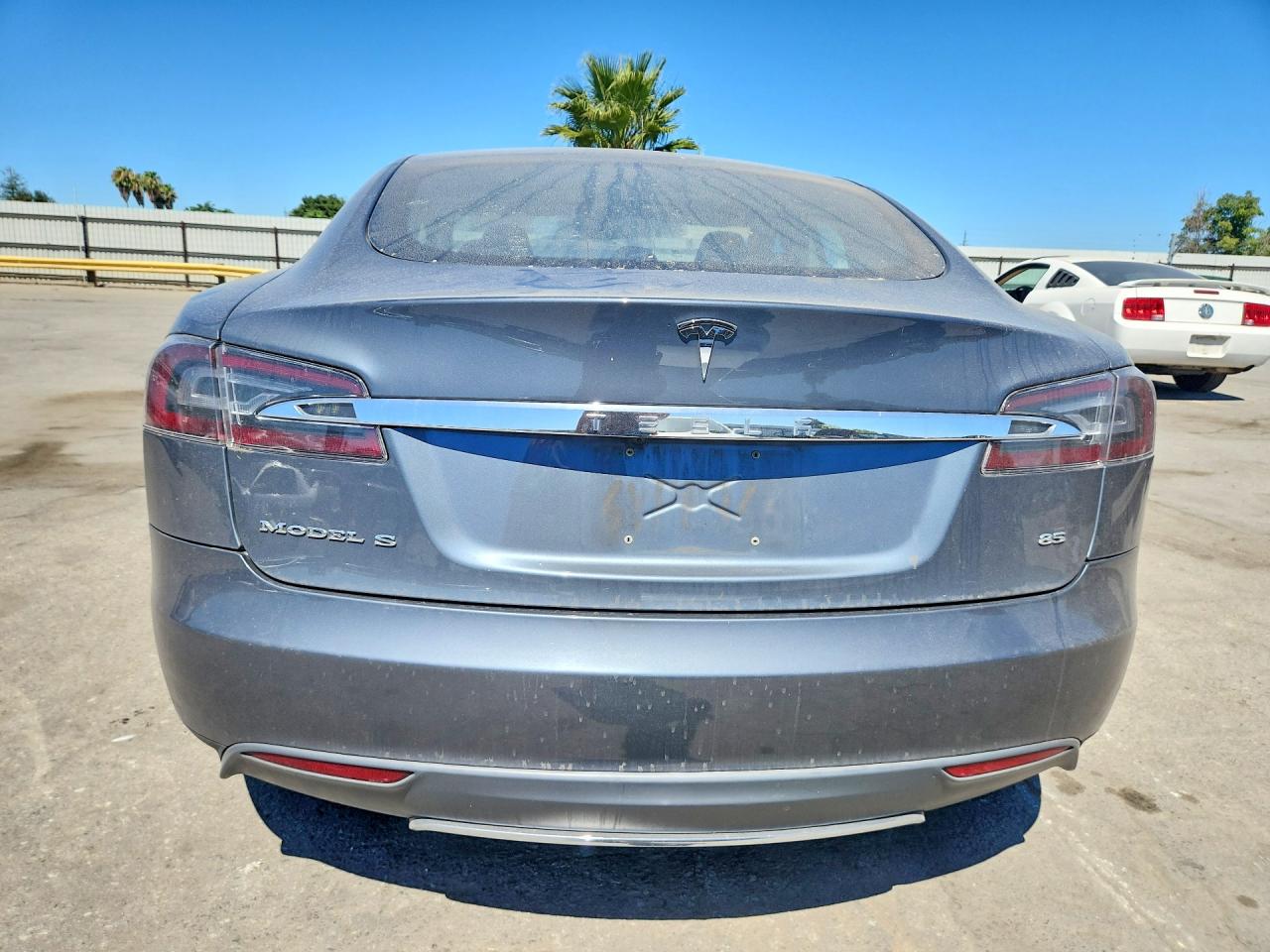 2013 Tesla Model S Gray vin: 5YJSA1DNXDFP05607
